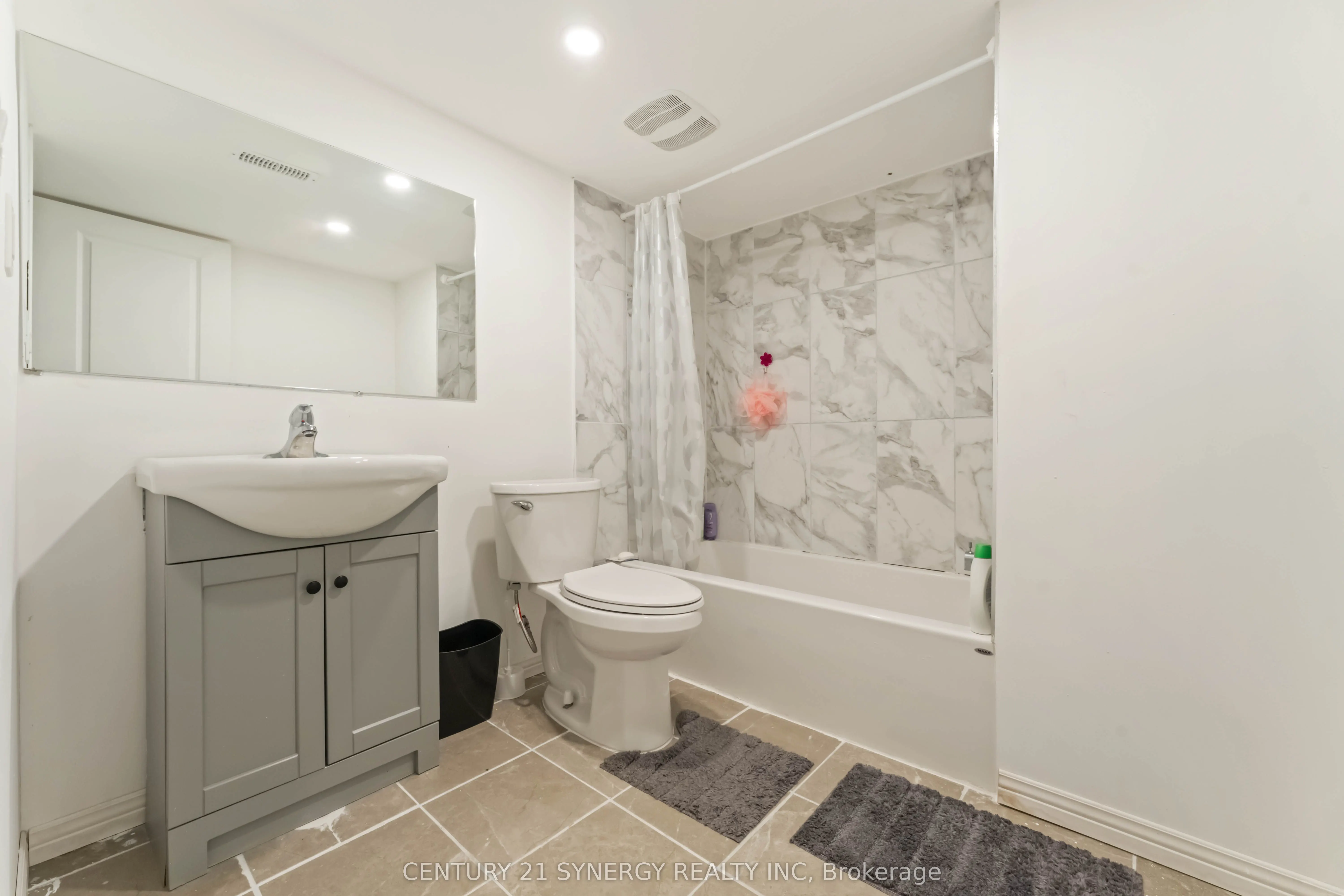 254 Finsbury Avenue