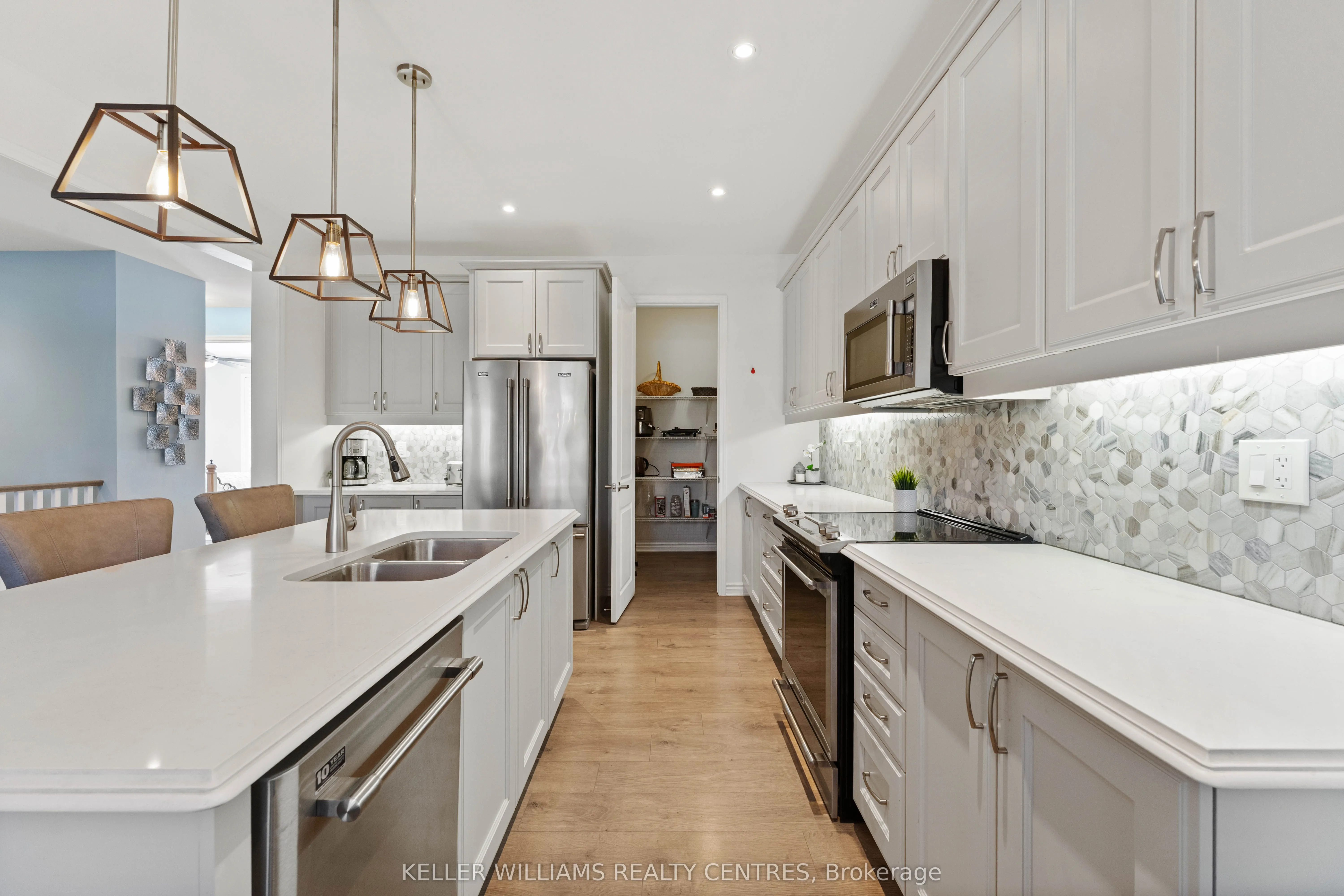 25 Windsong Crescent