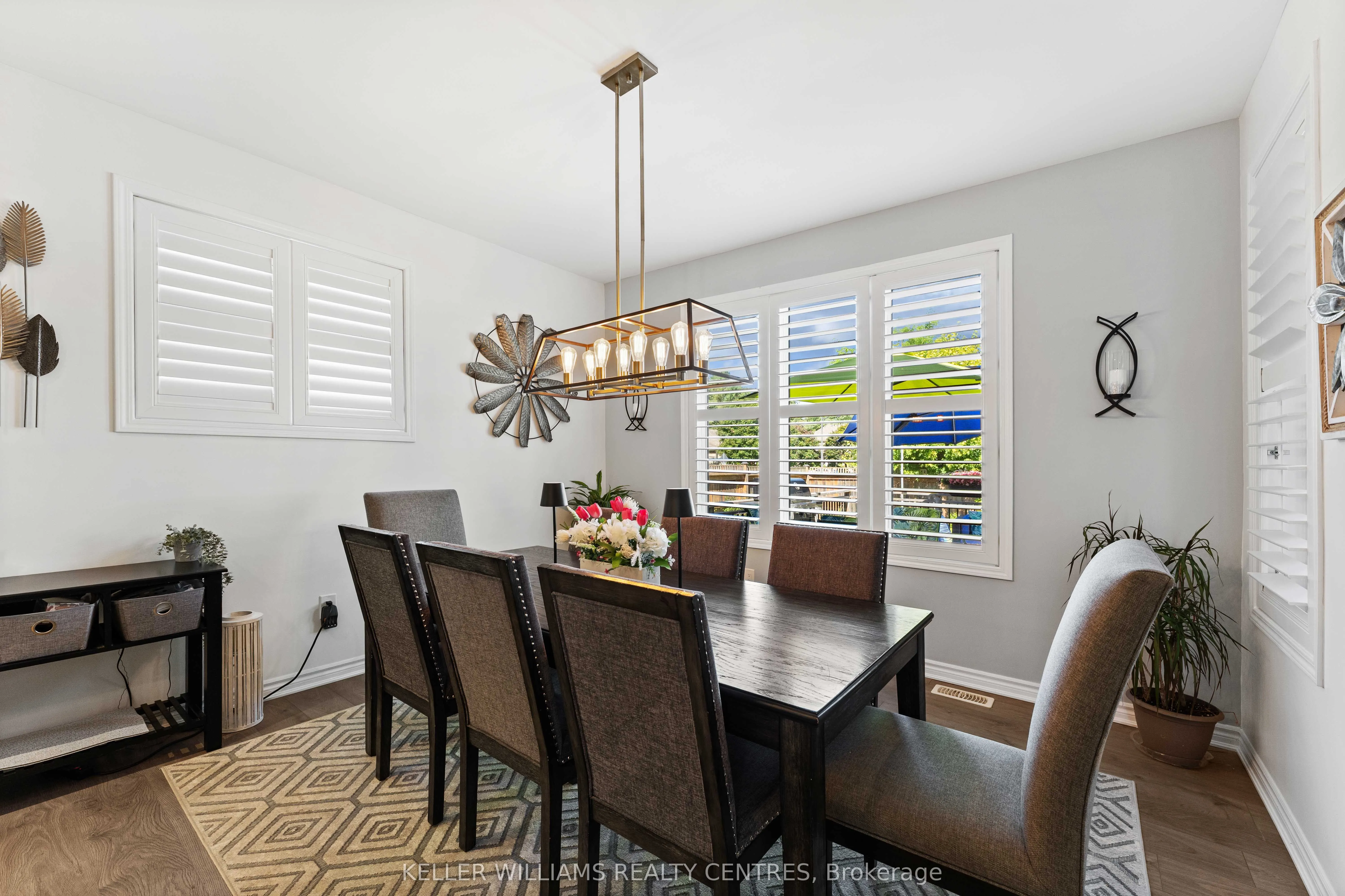 25 Windsong Crescent