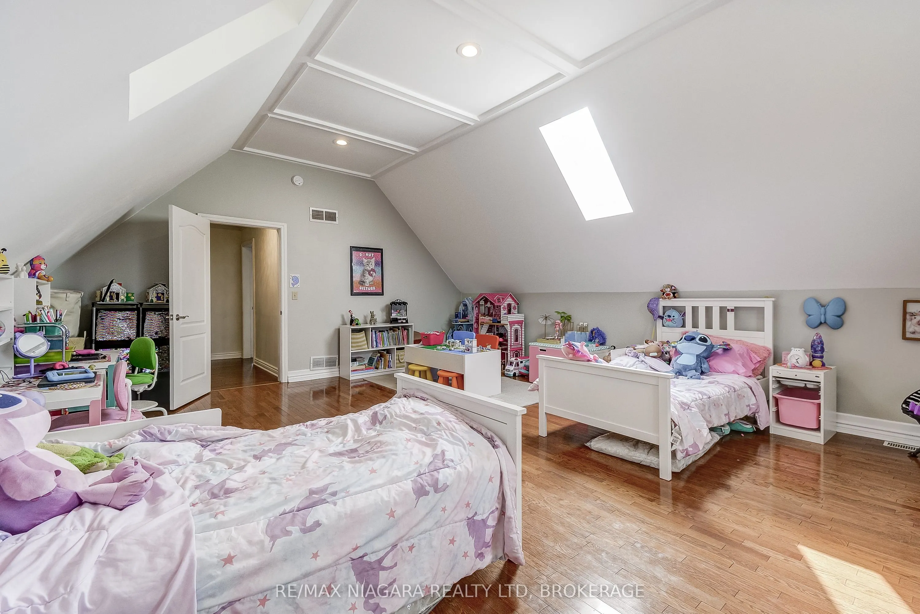 80 Green Meadow Crescent