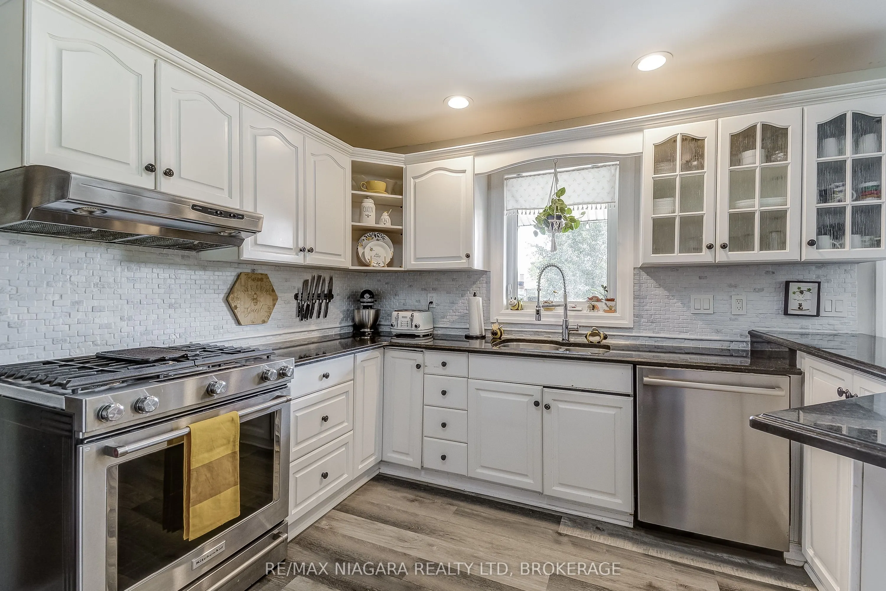 80 Green Meadow Crescent