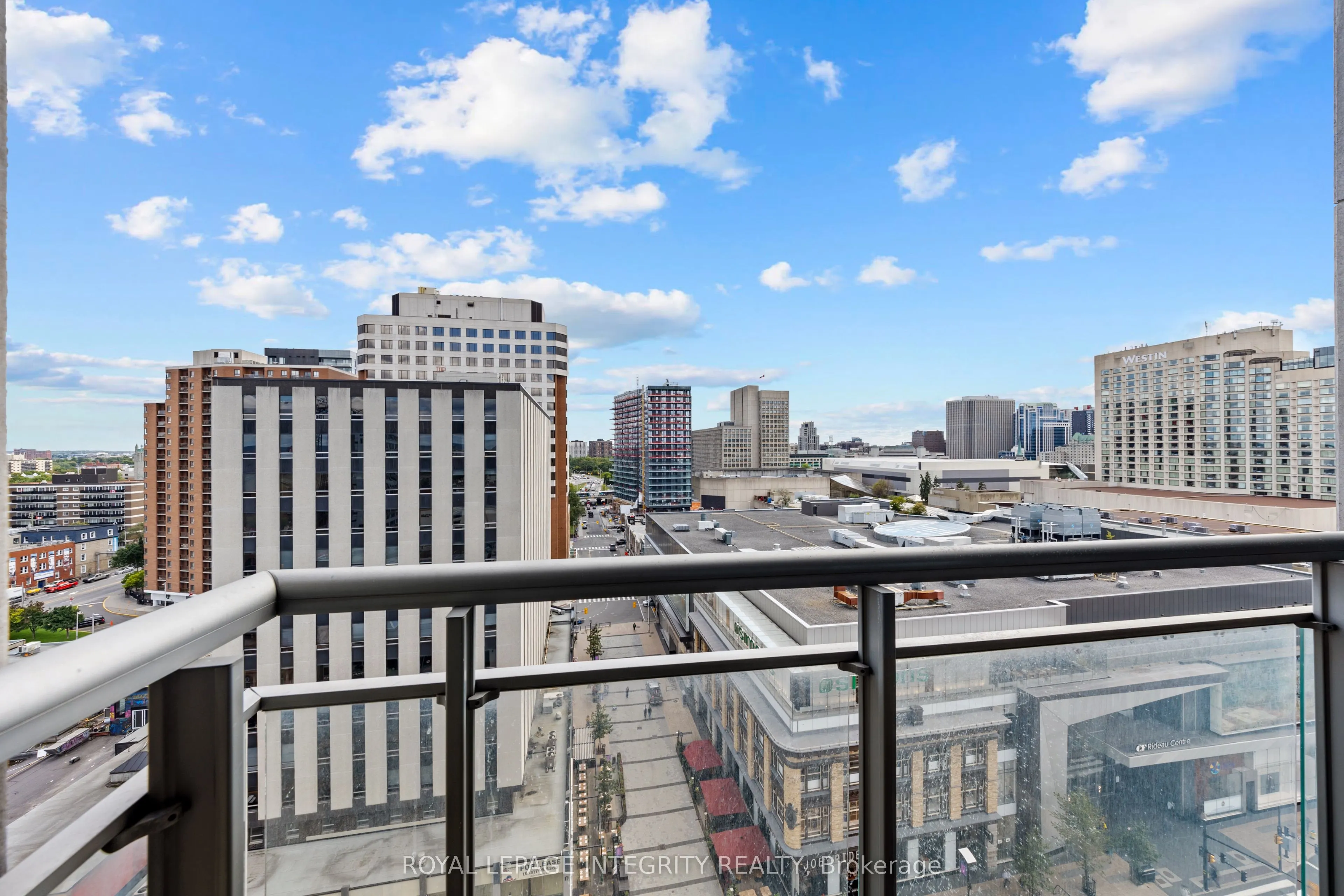 90 George Street, #1207