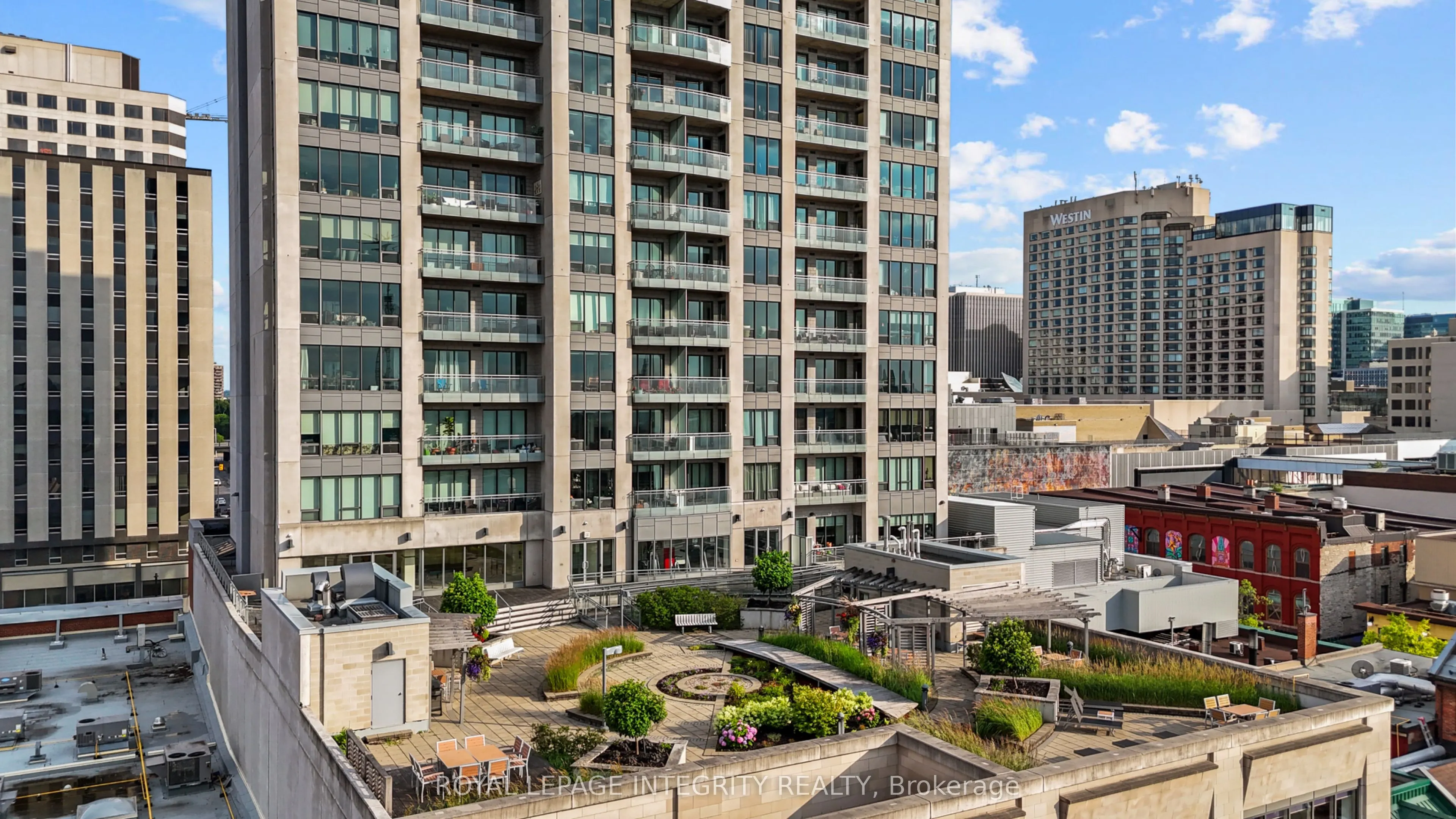 90 George Street, #1207