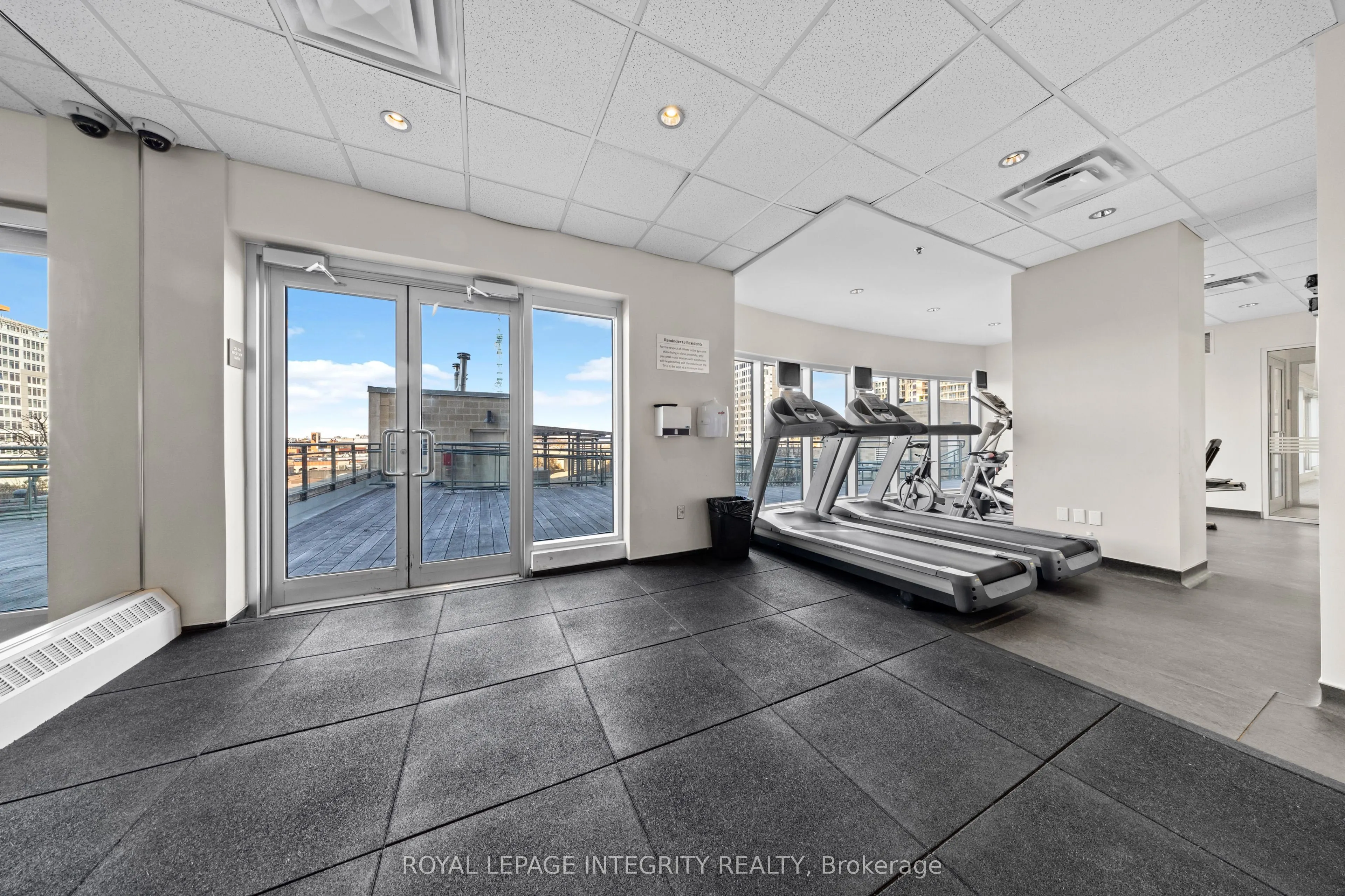 90 George Street, #1207