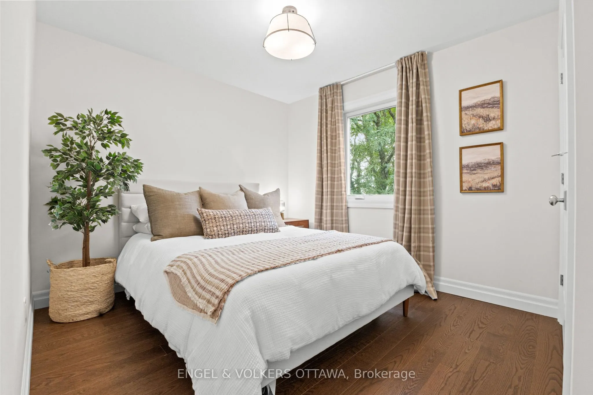 872 Iroquois Road