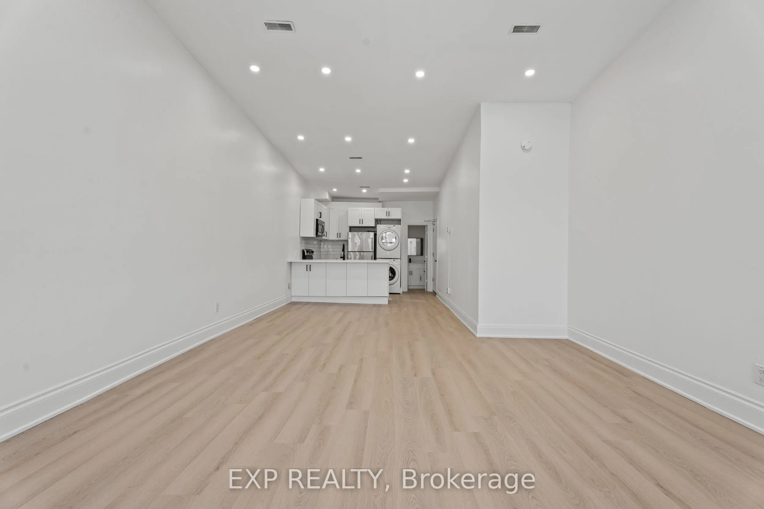 93 John Street S, #2