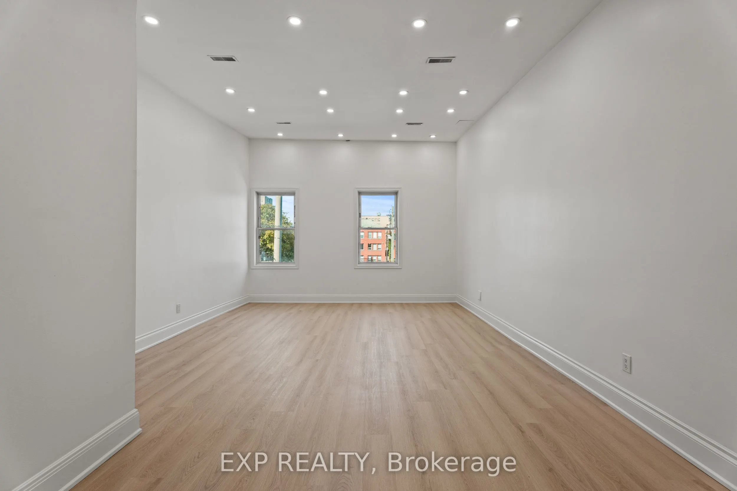 93 John Street S, #2