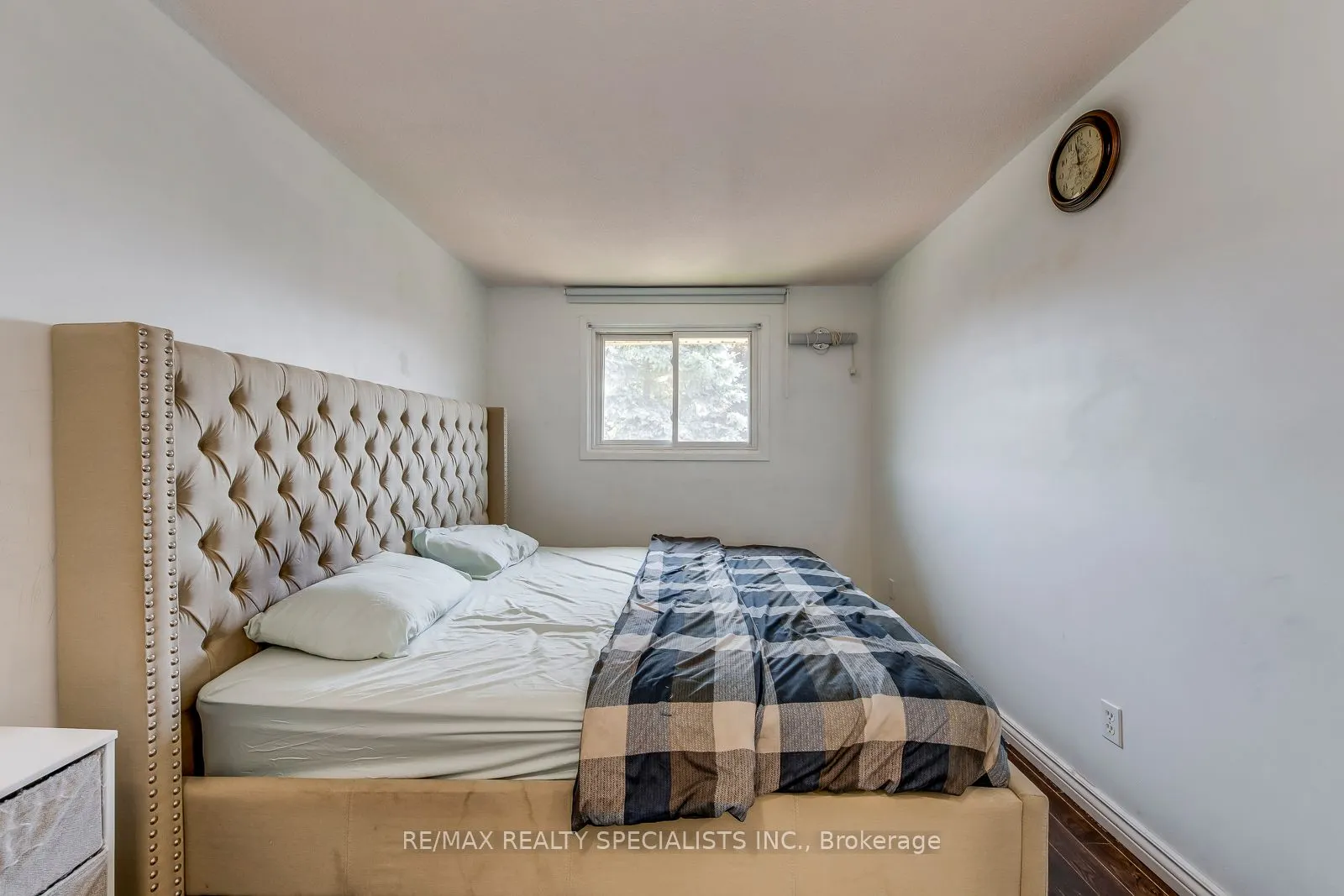 487 Elgin Street N, #13