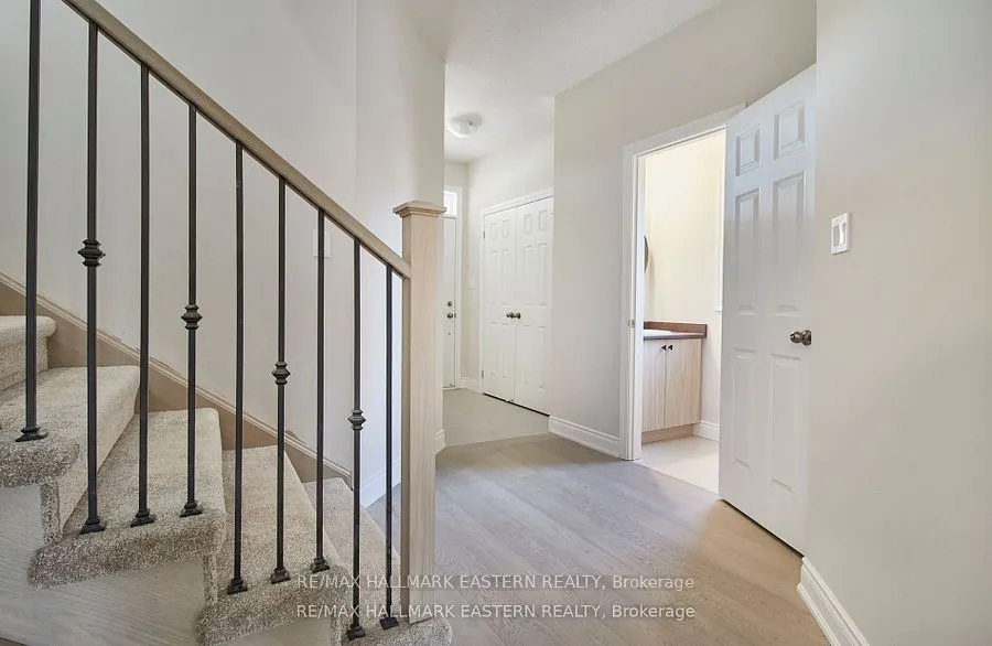 37 COLDBROOK Drive