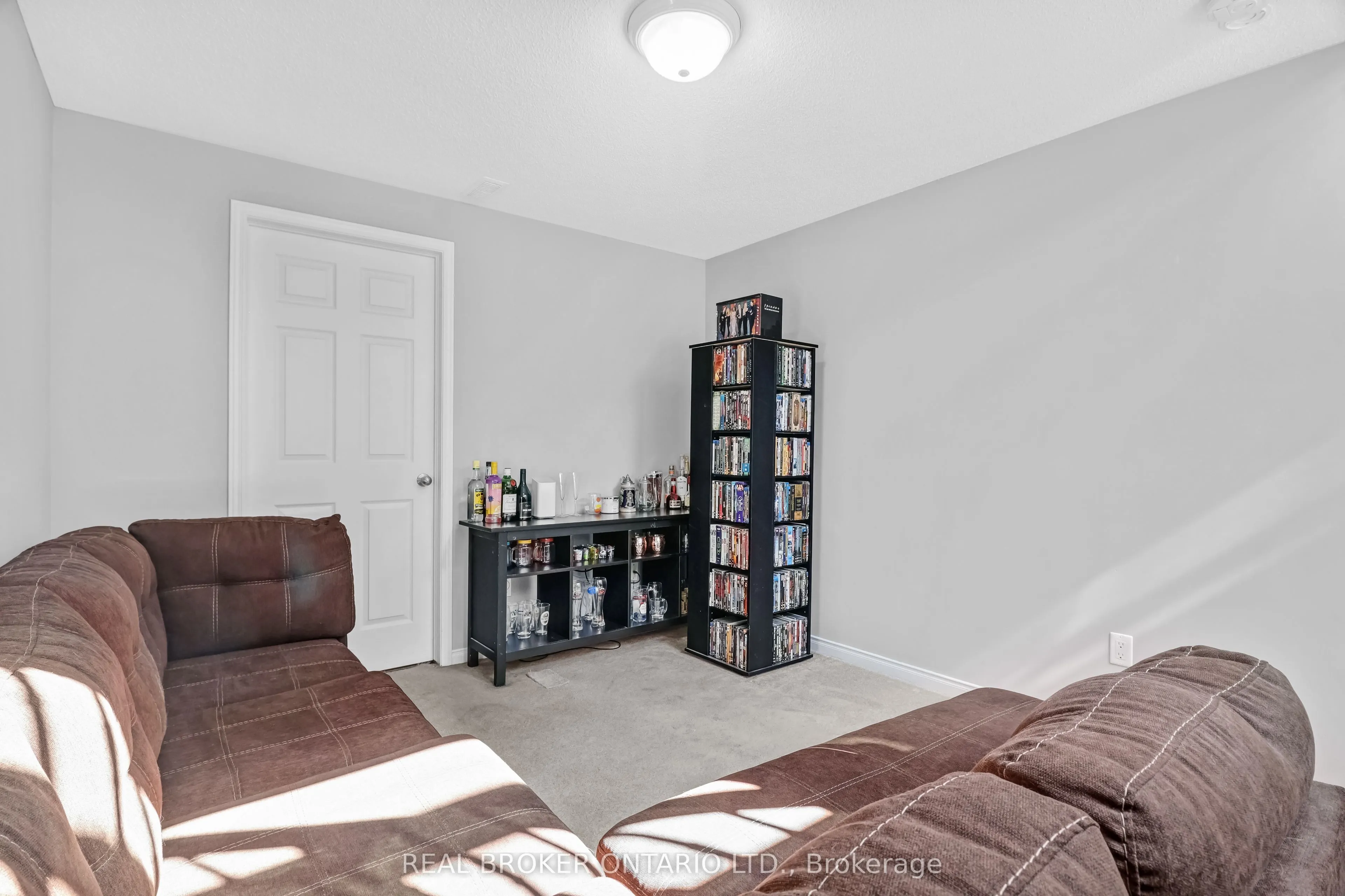 132 Dahlia Street