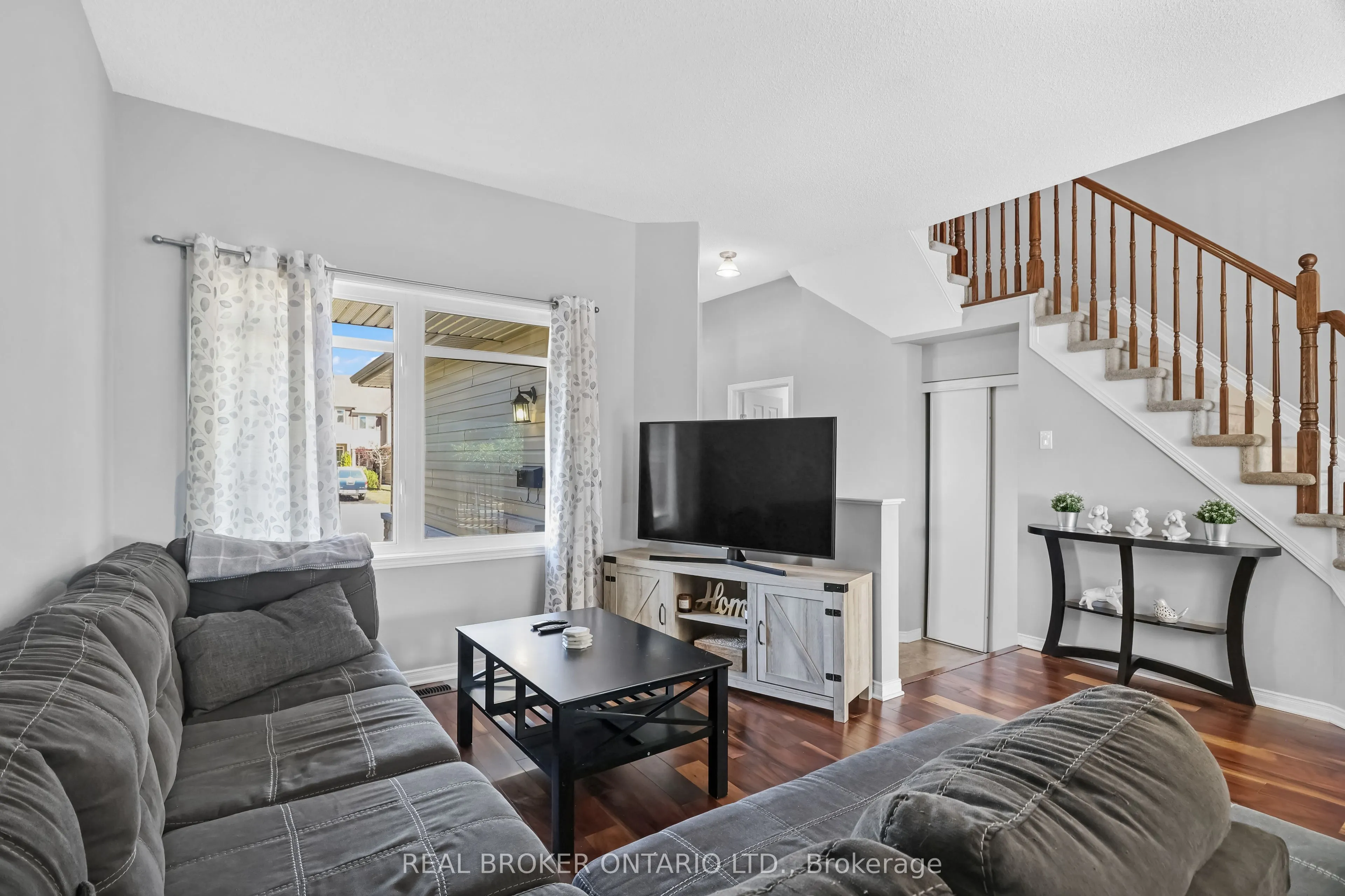 132 Dahlia Street