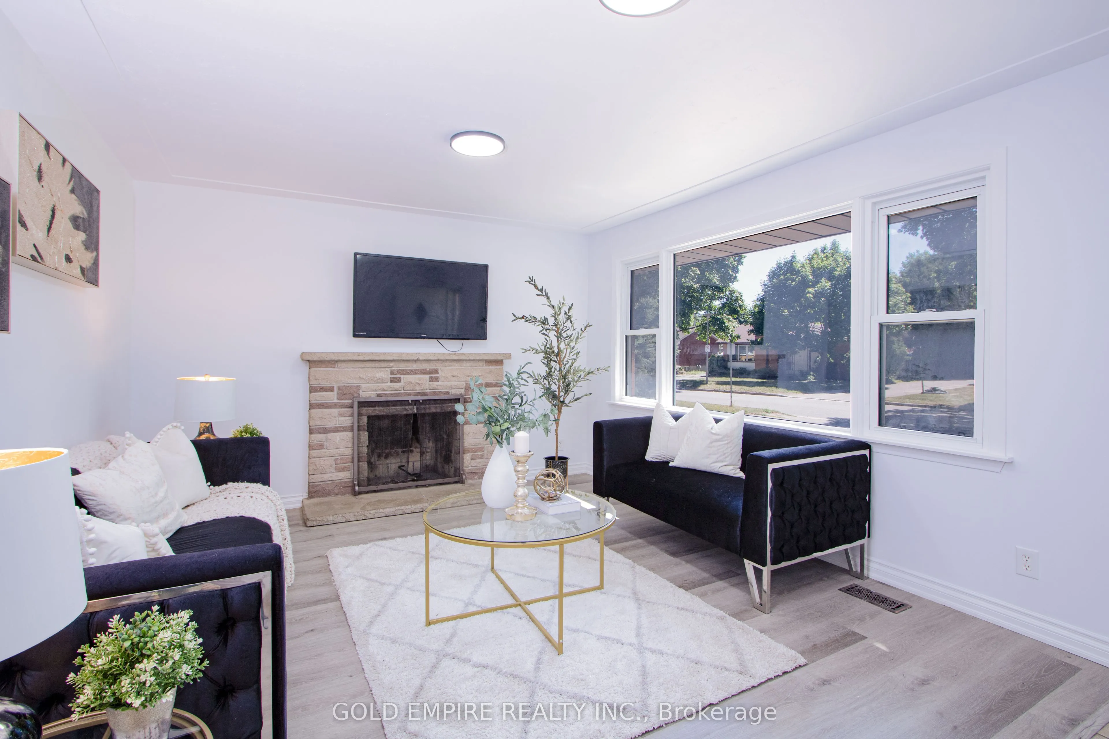 33 Godfrey Drive