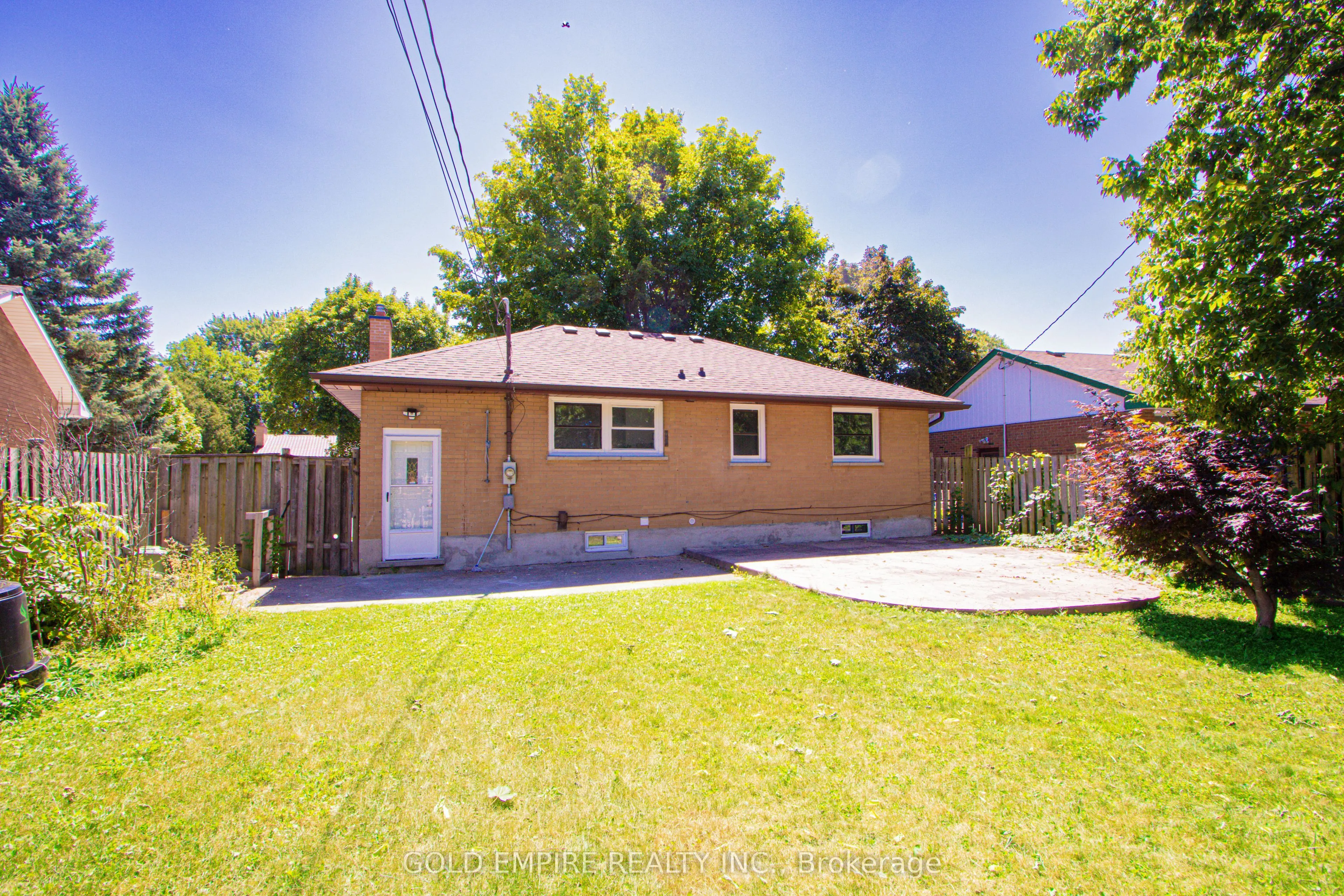 33 Godfrey Drive