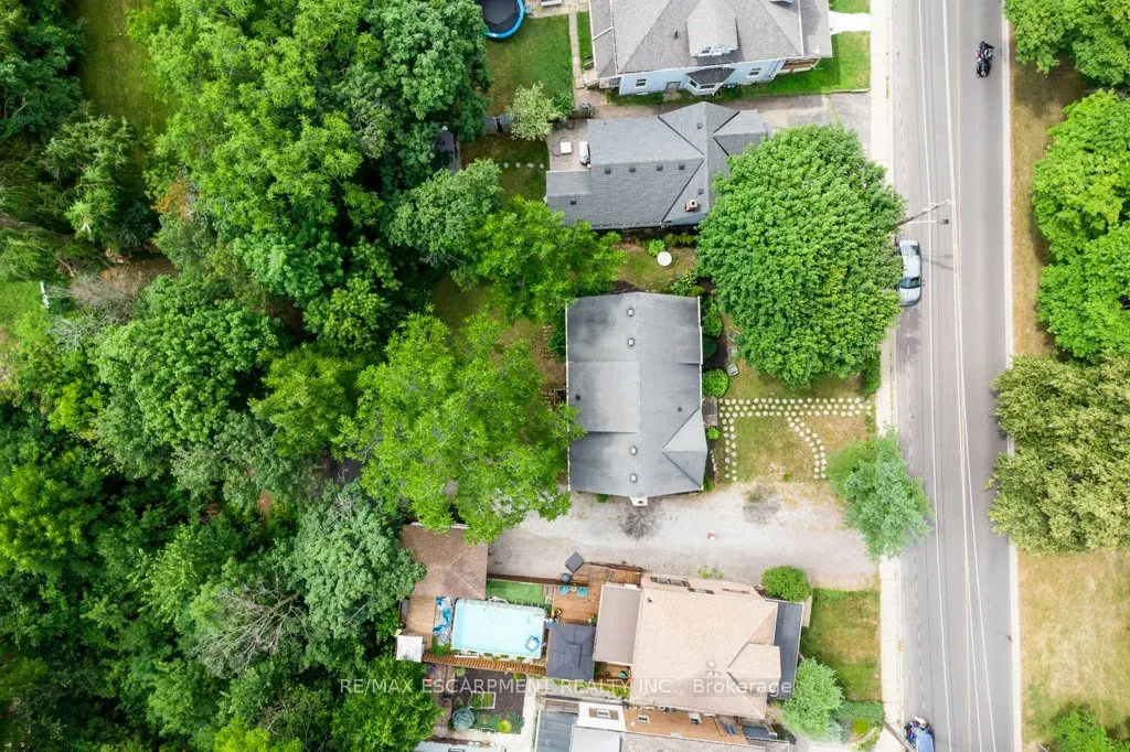 128 River Road