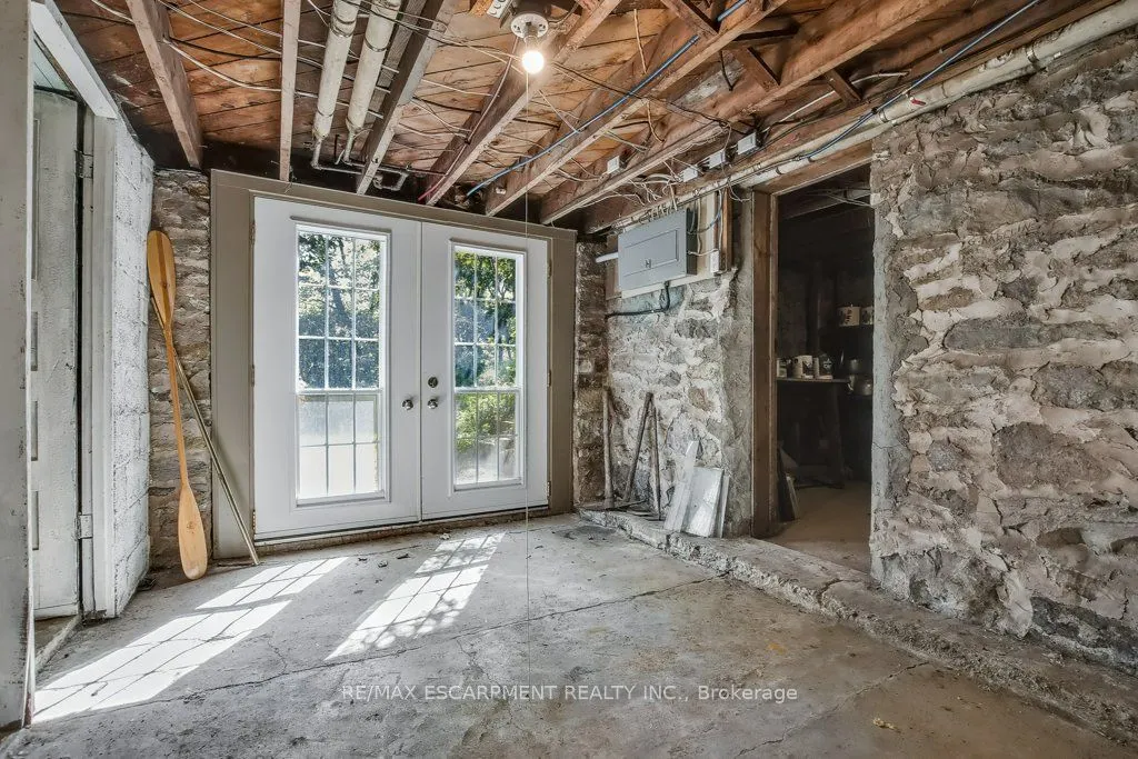 128 River Road