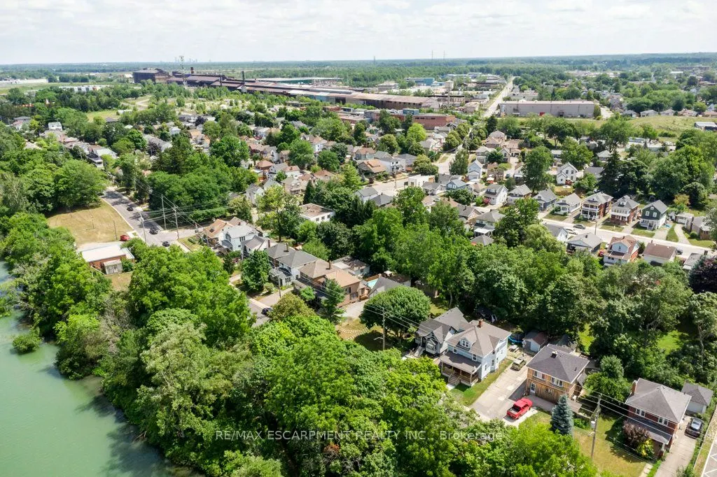 128 River Road
