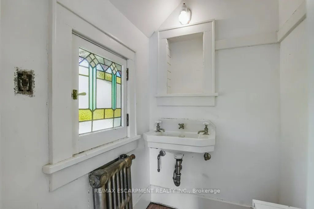 128 River Road