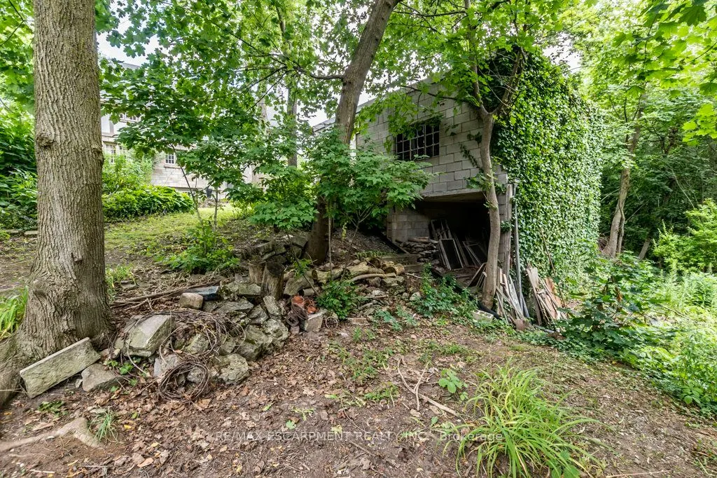 128 River Road