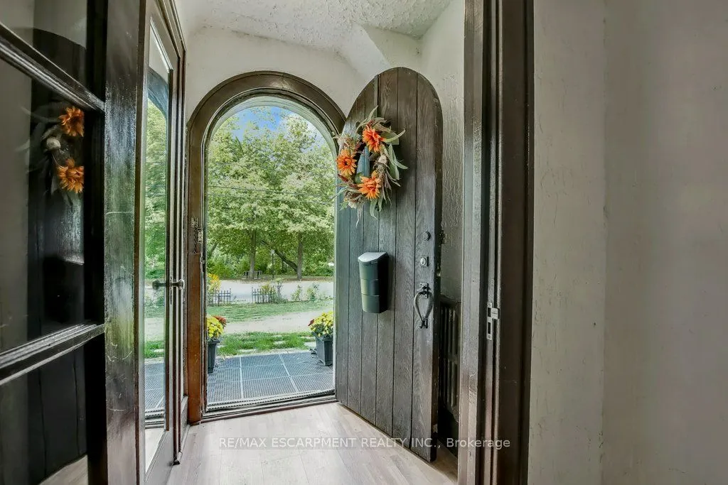 128 River Road