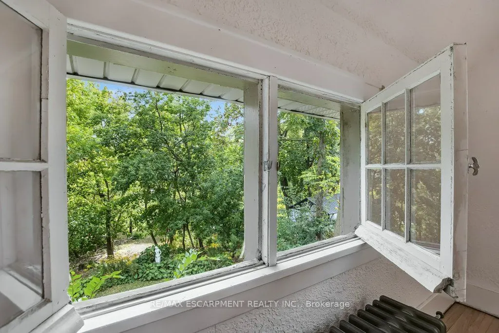 128 River Road