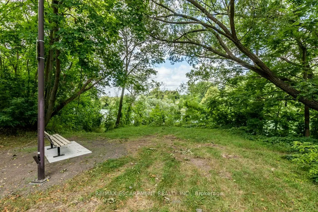 128 River Road