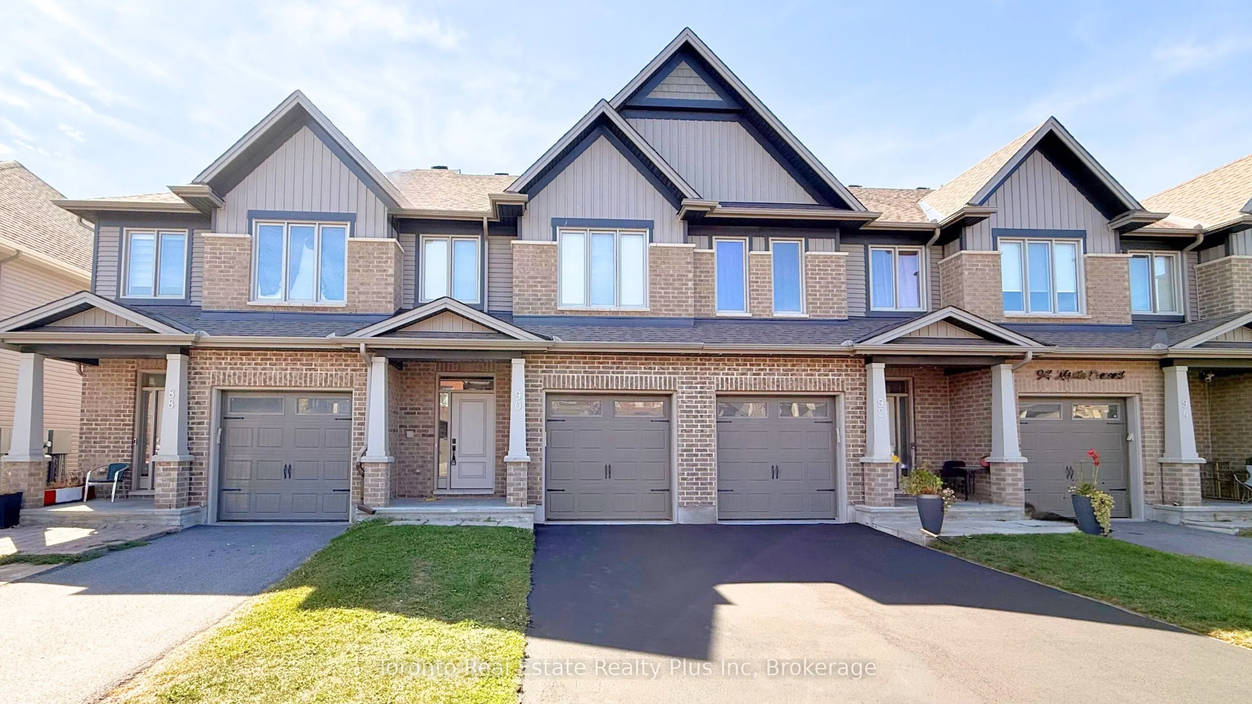 90 NEPETA Crescent