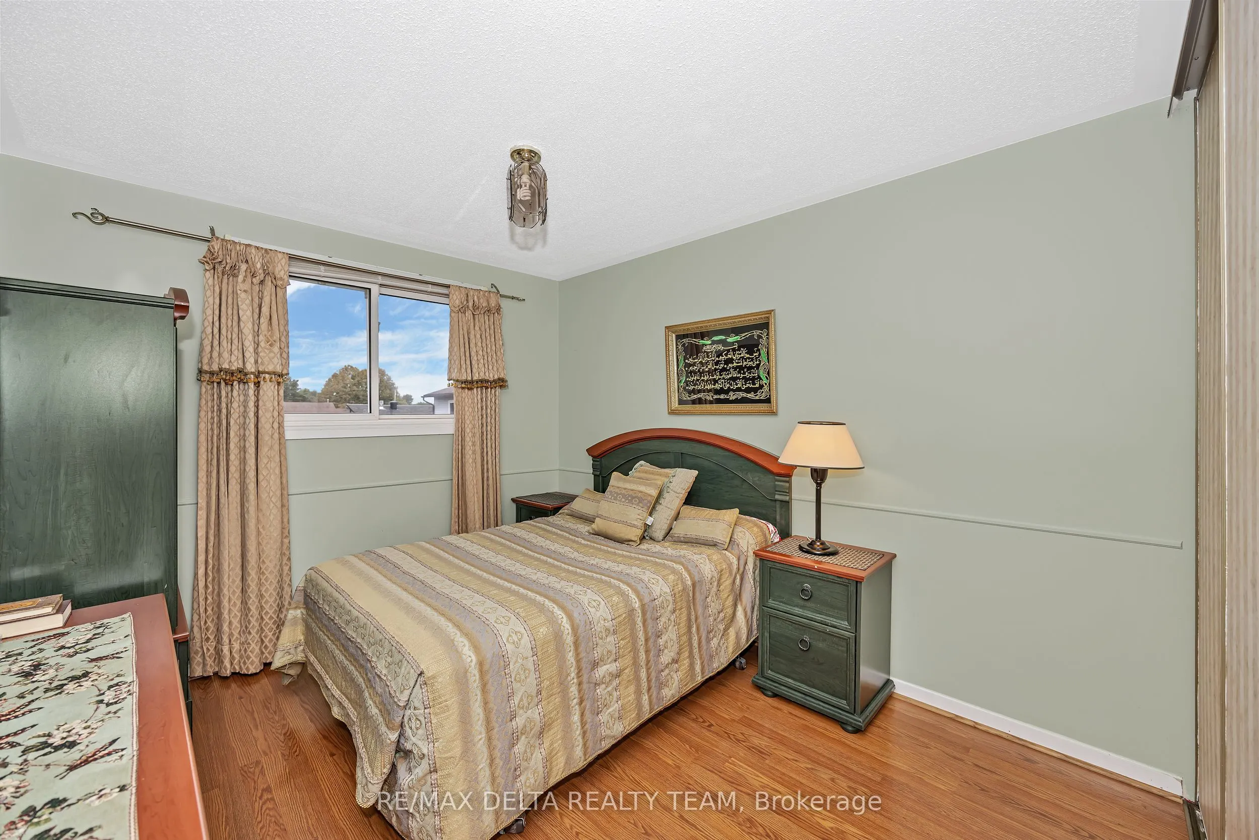 427 Mockingbird Drive
