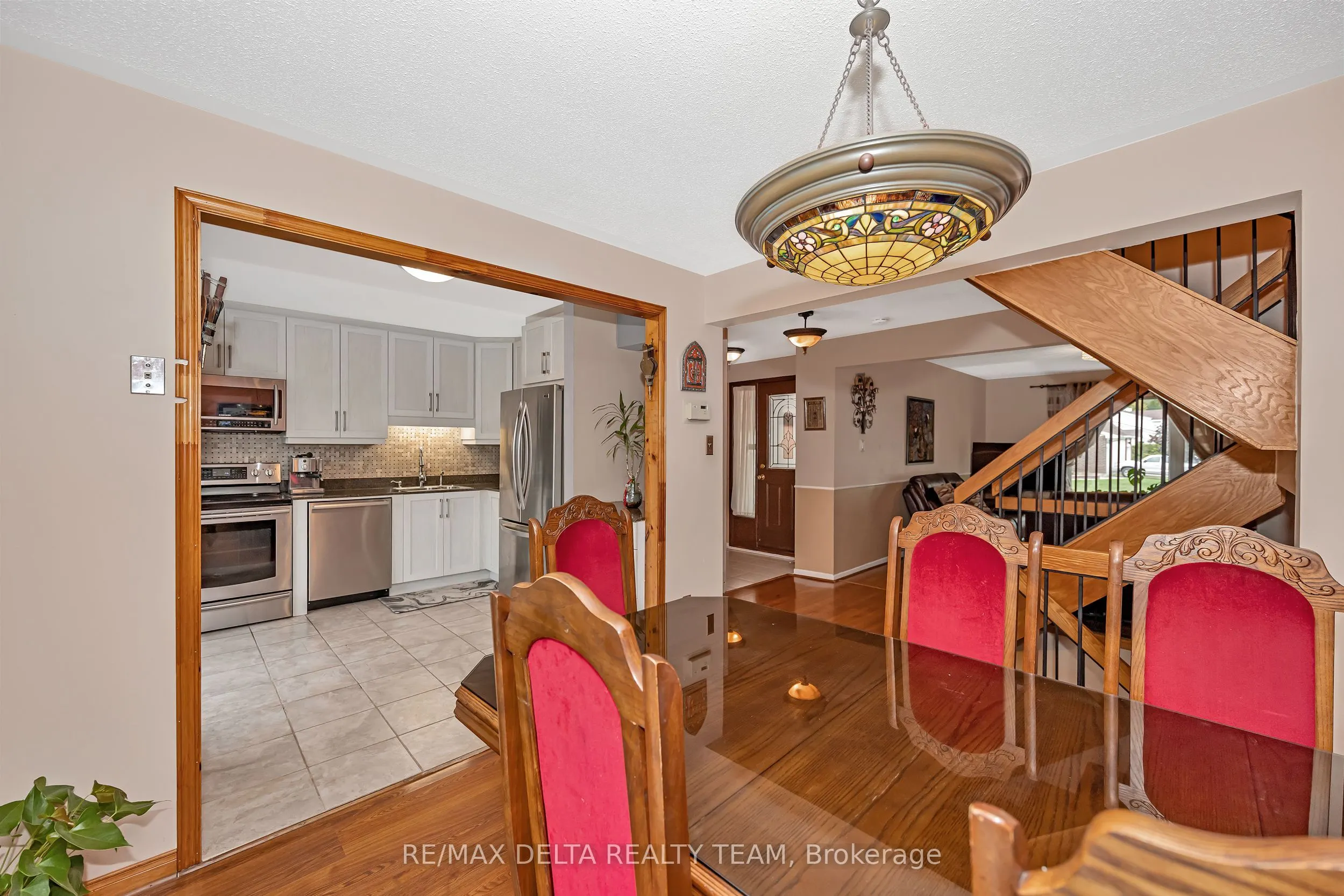 427 Mockingbird Drive