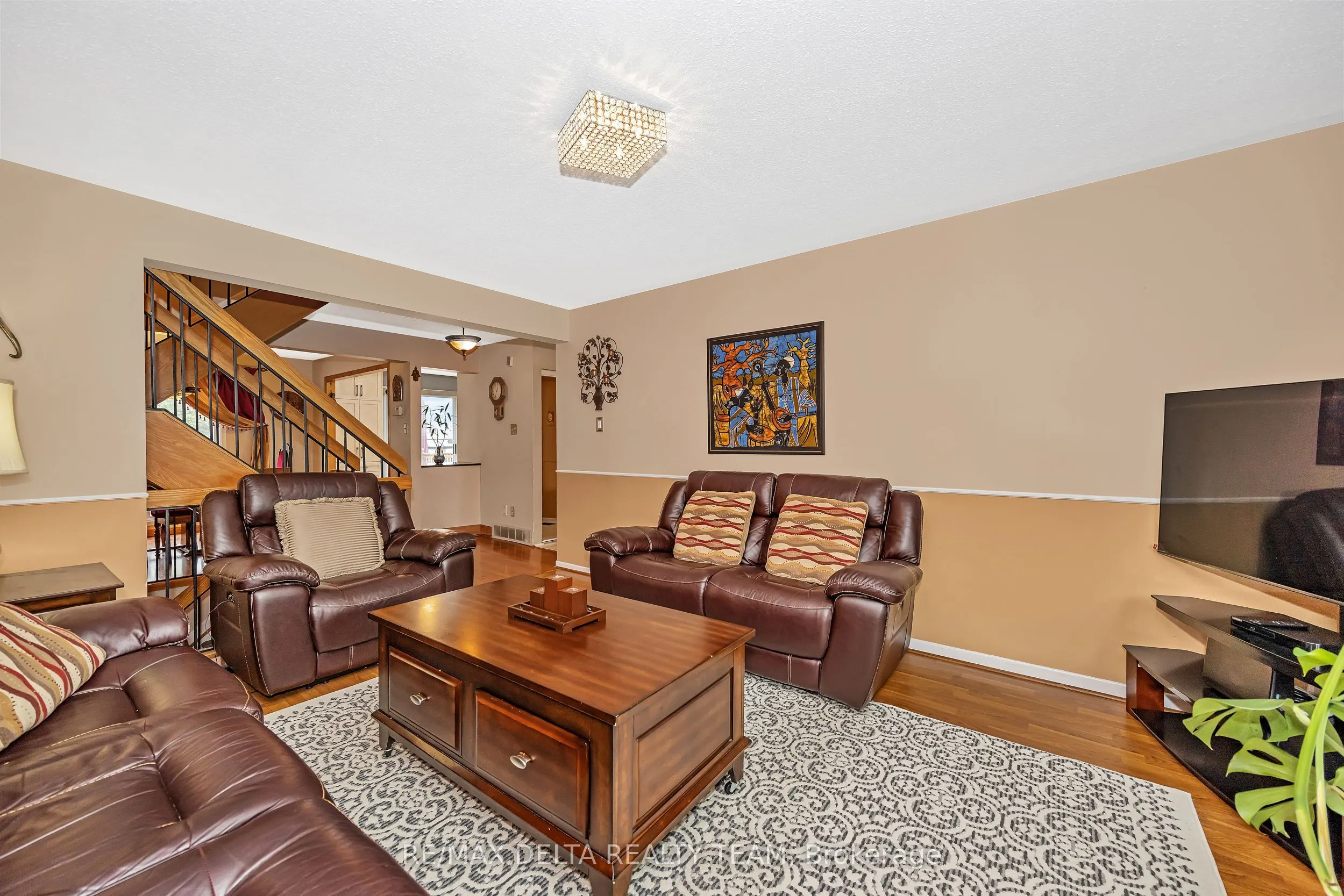 427 Mockingbird Drive