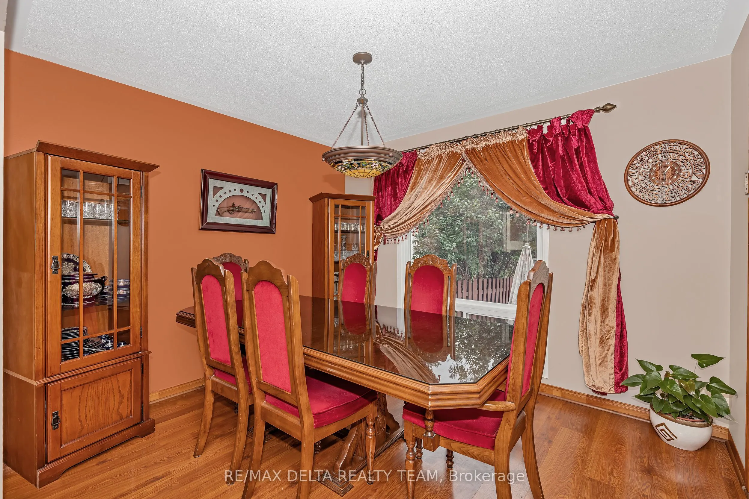 427 Mockingbird Drive