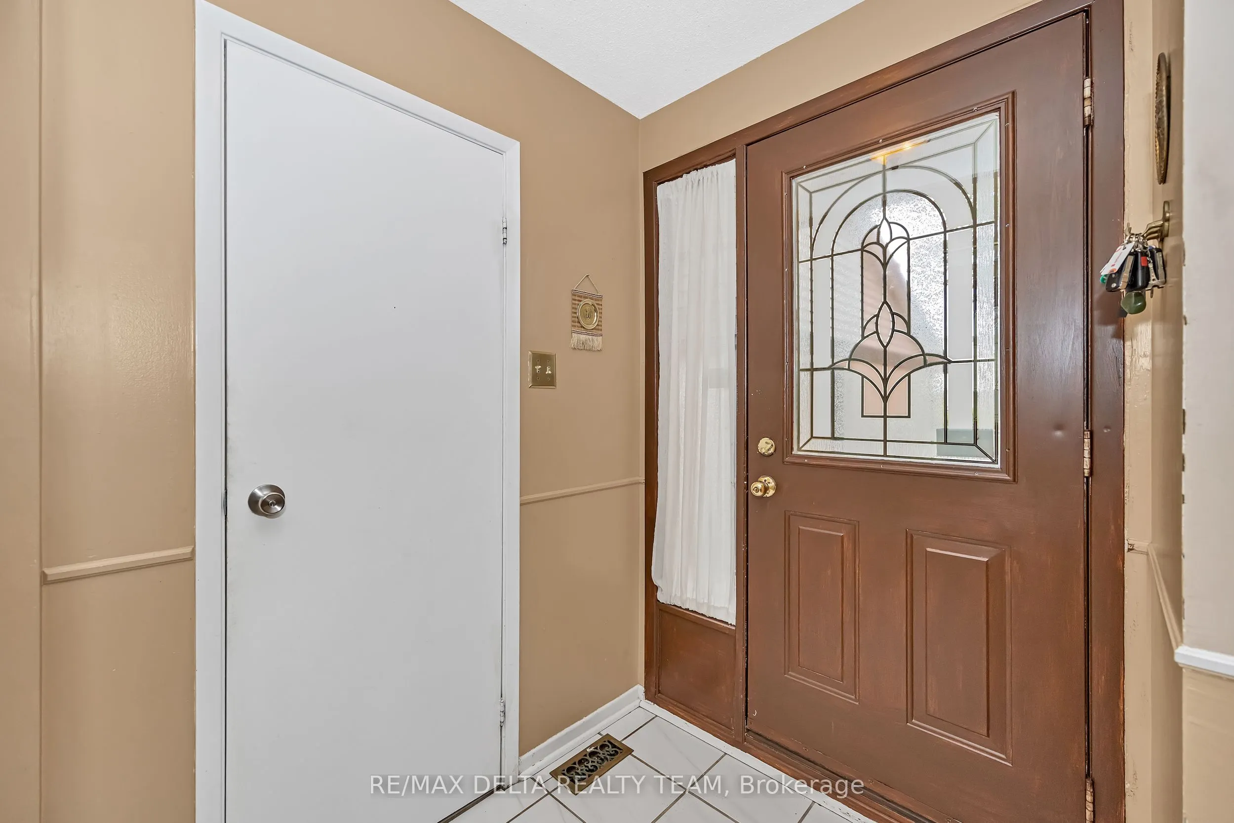 427 Mockingbird Drive