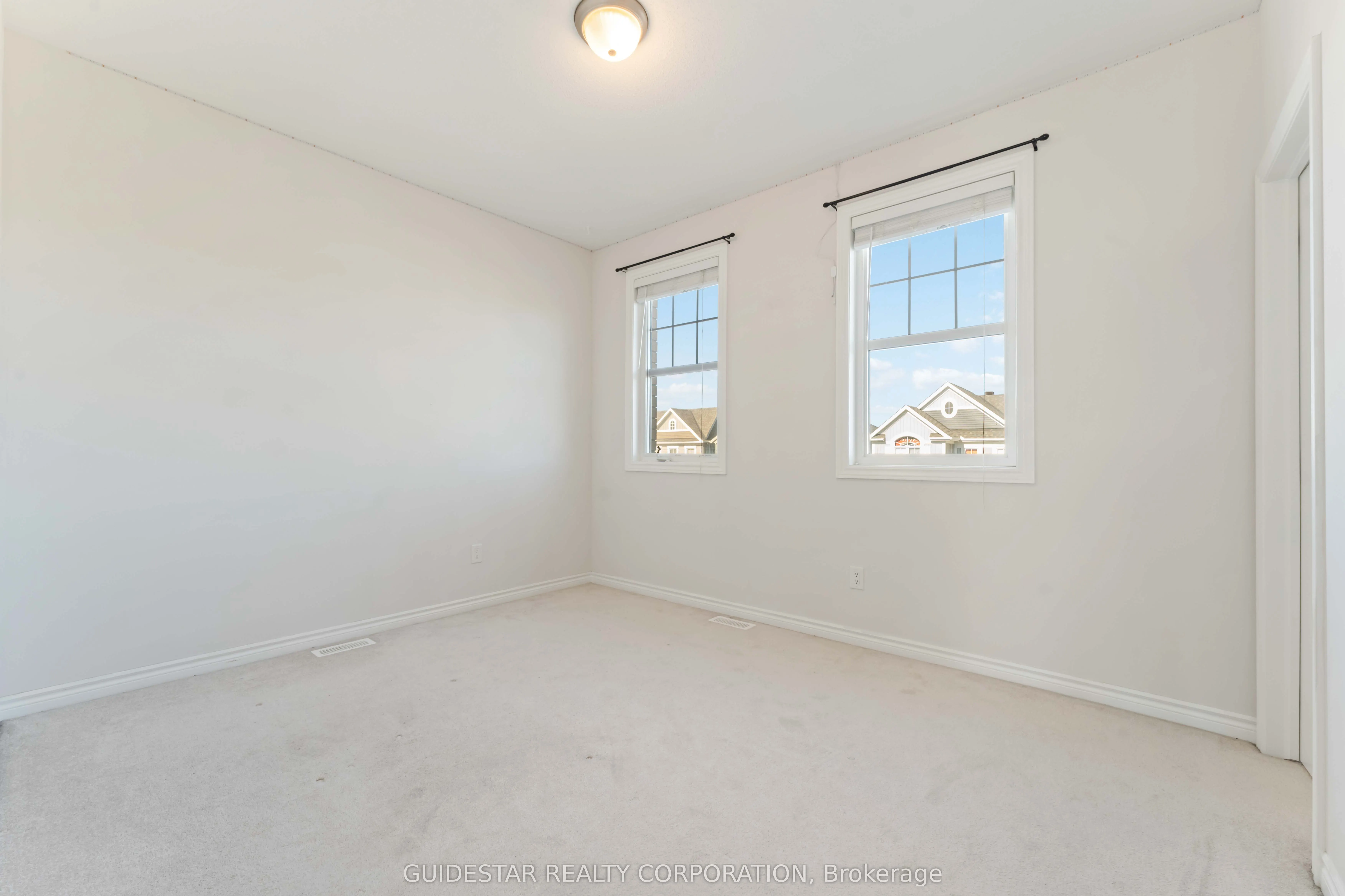 28 Oxalis Crescent
