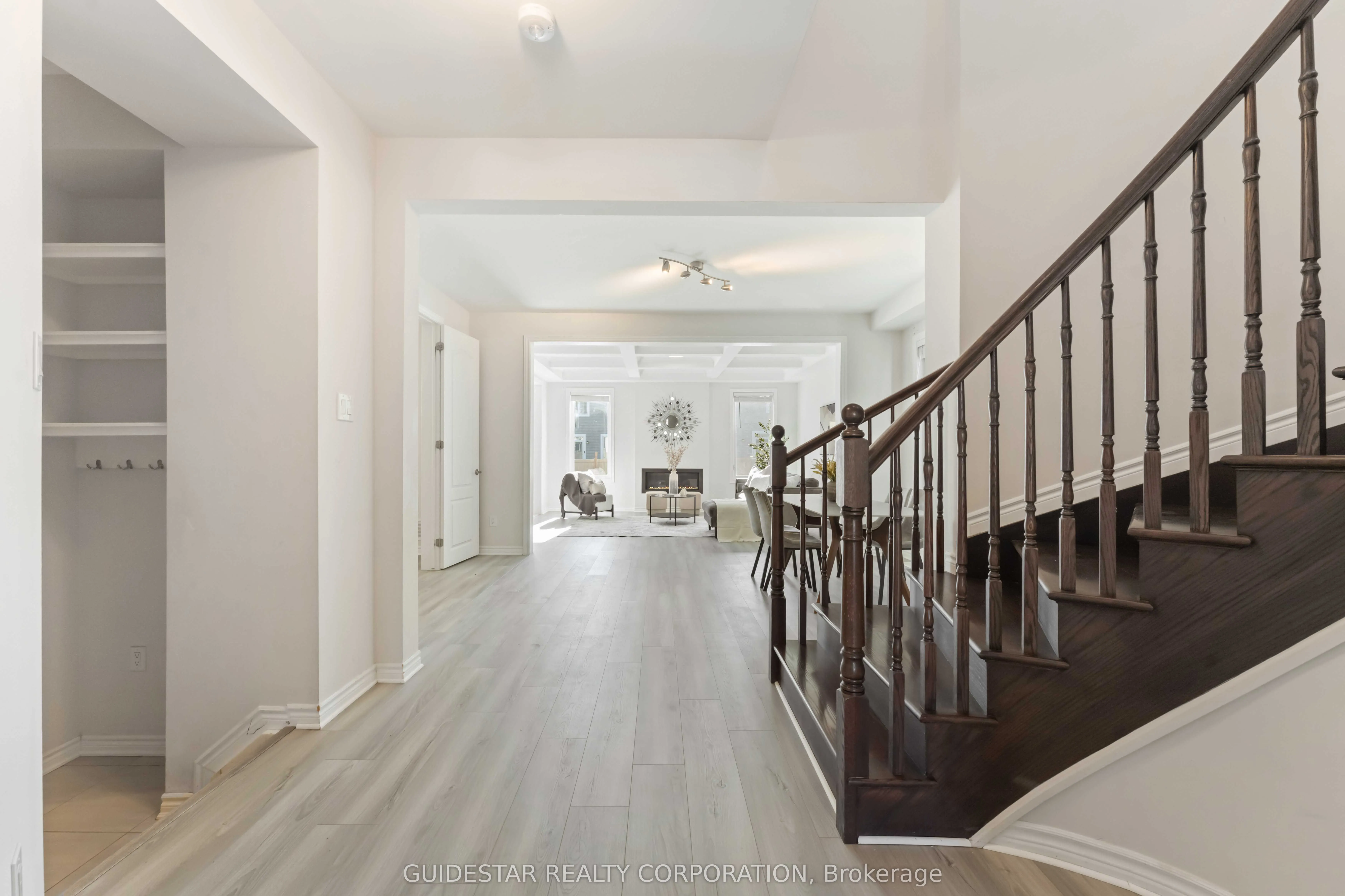 28 Oxalis Crescent