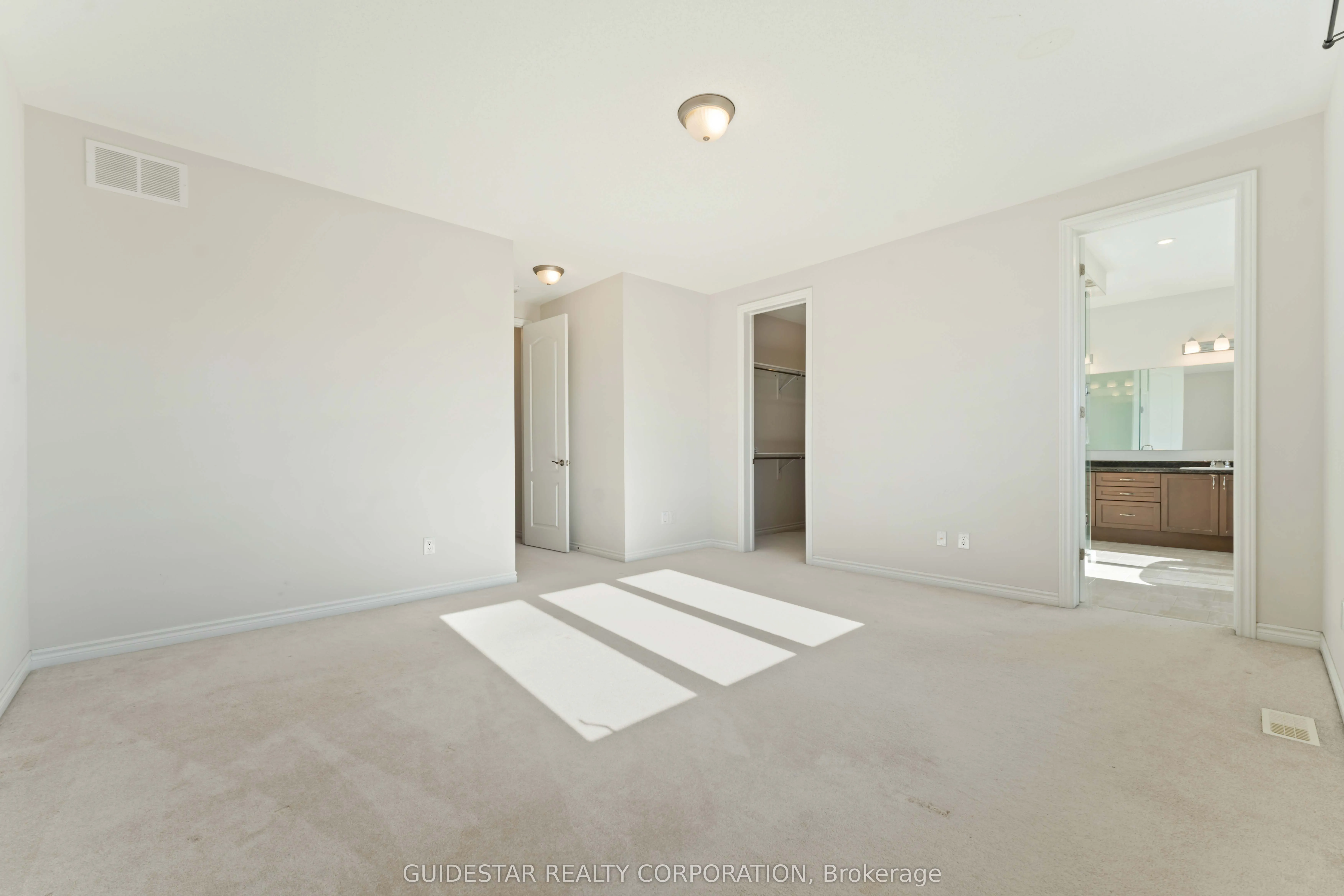 28 Oxalis Crescent