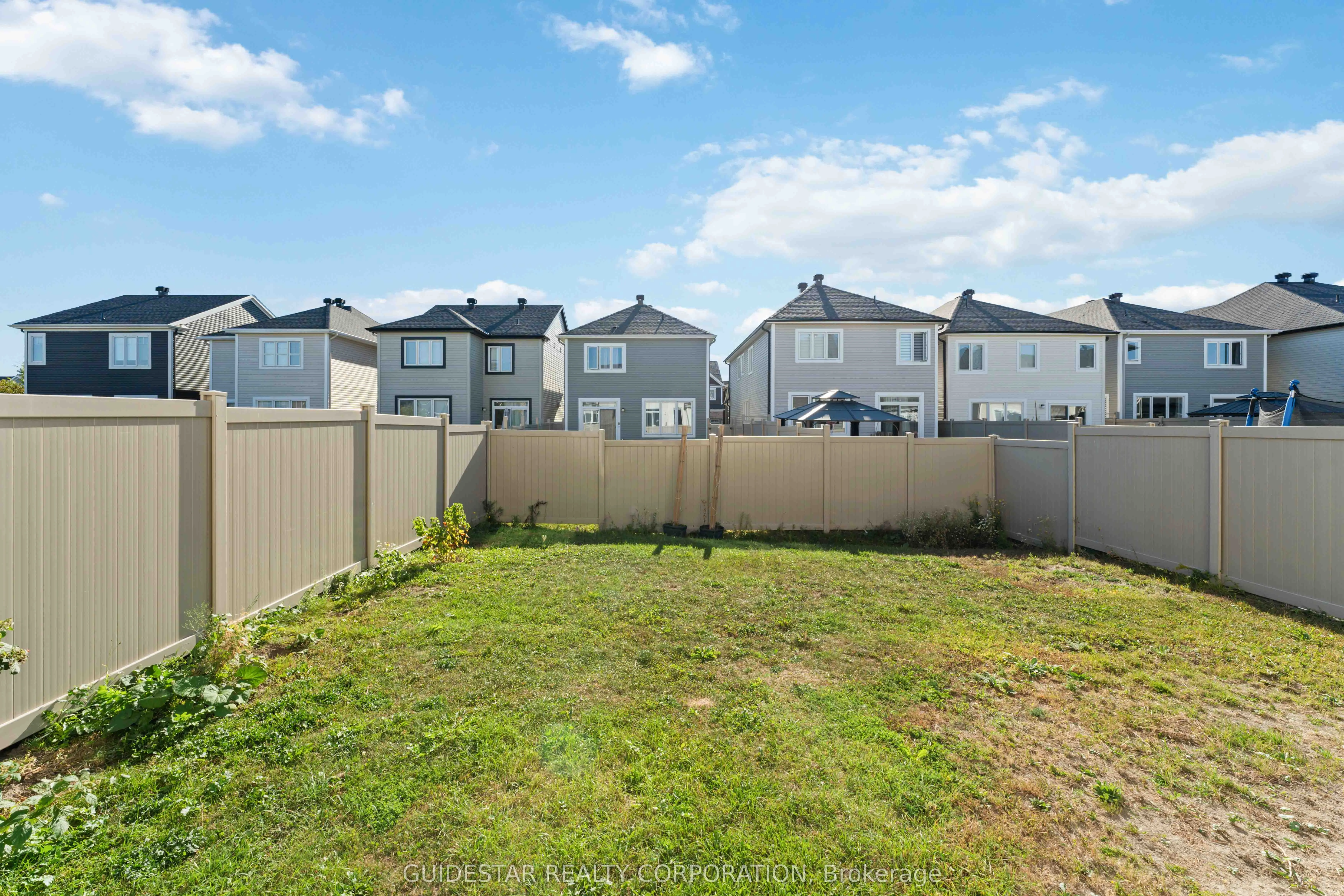 28 Oxalis Crescent