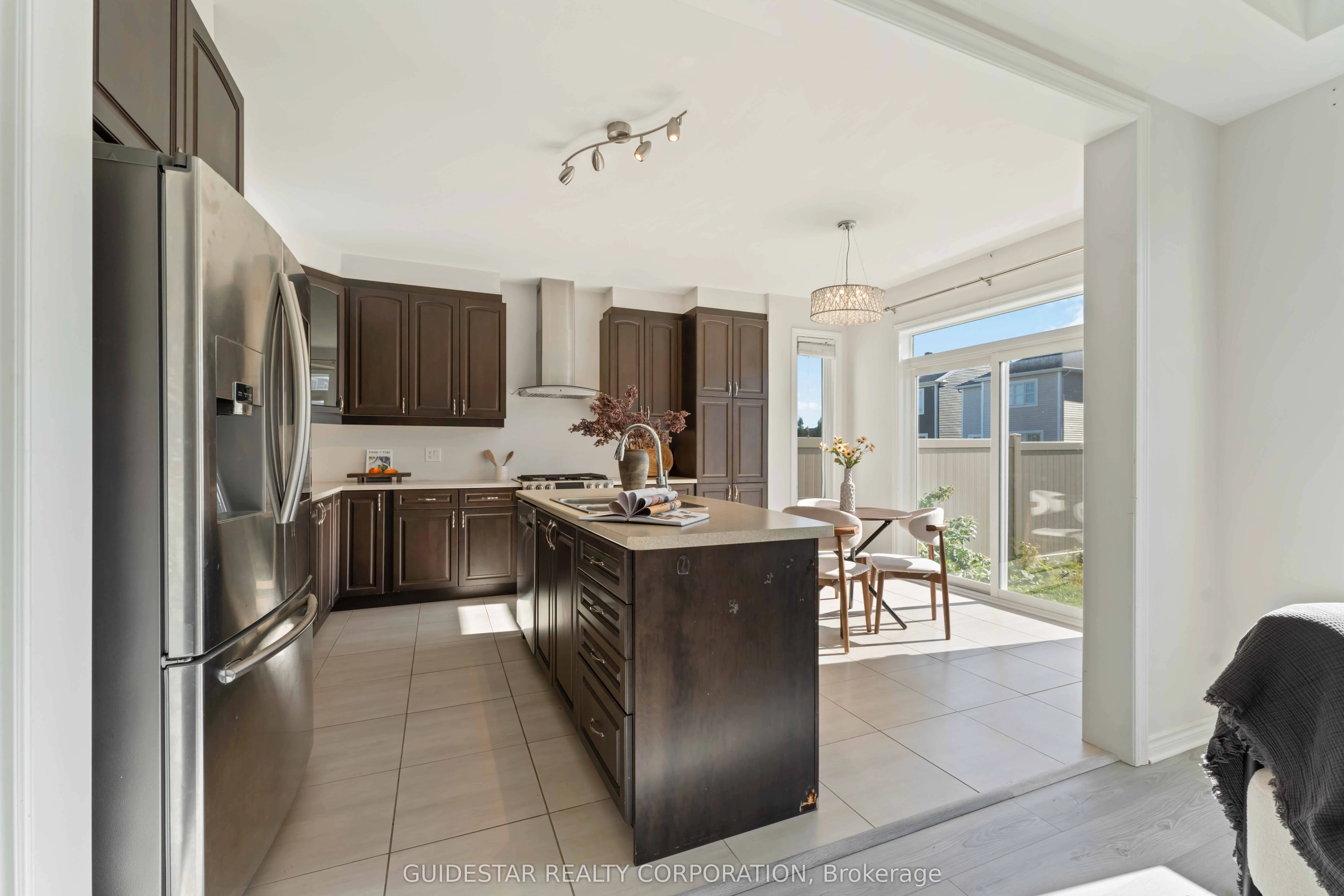 28 Oxalis Crescent