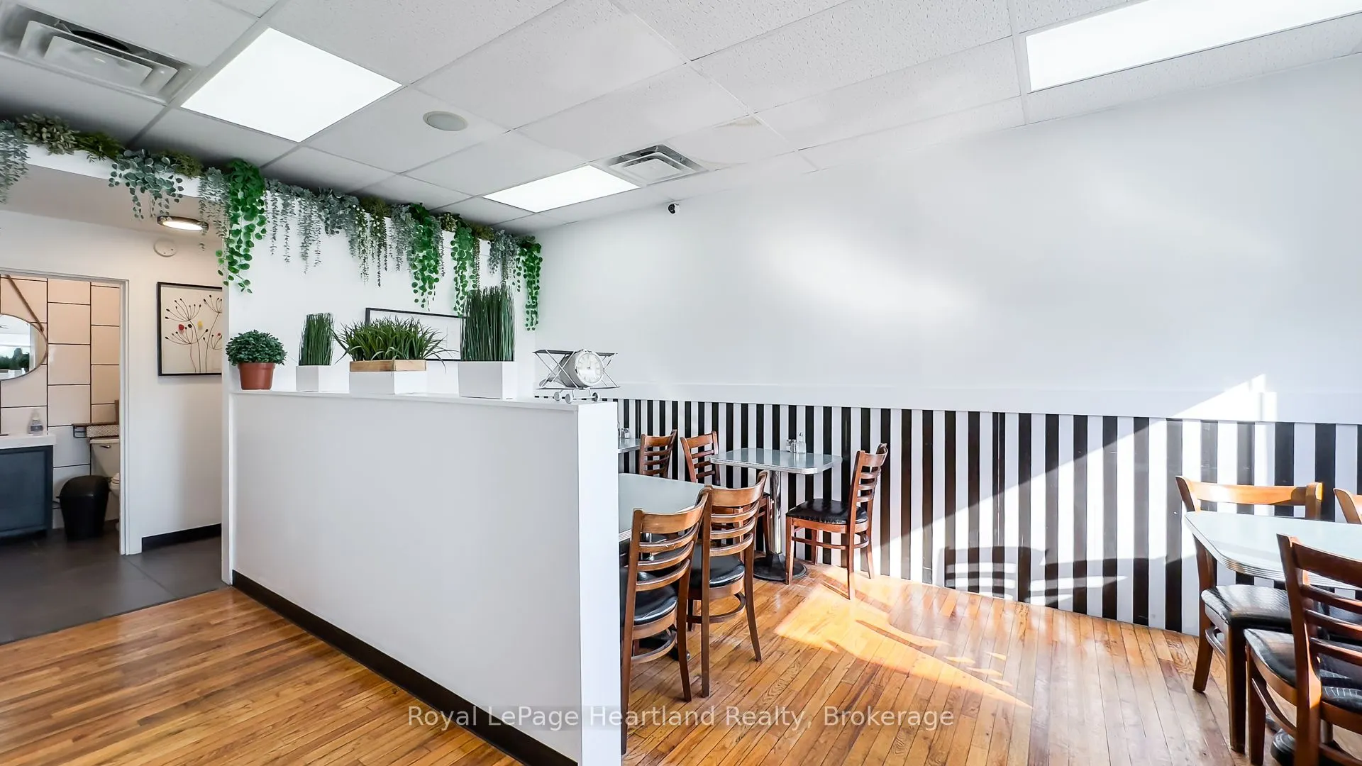 81643 Bluewater Highway