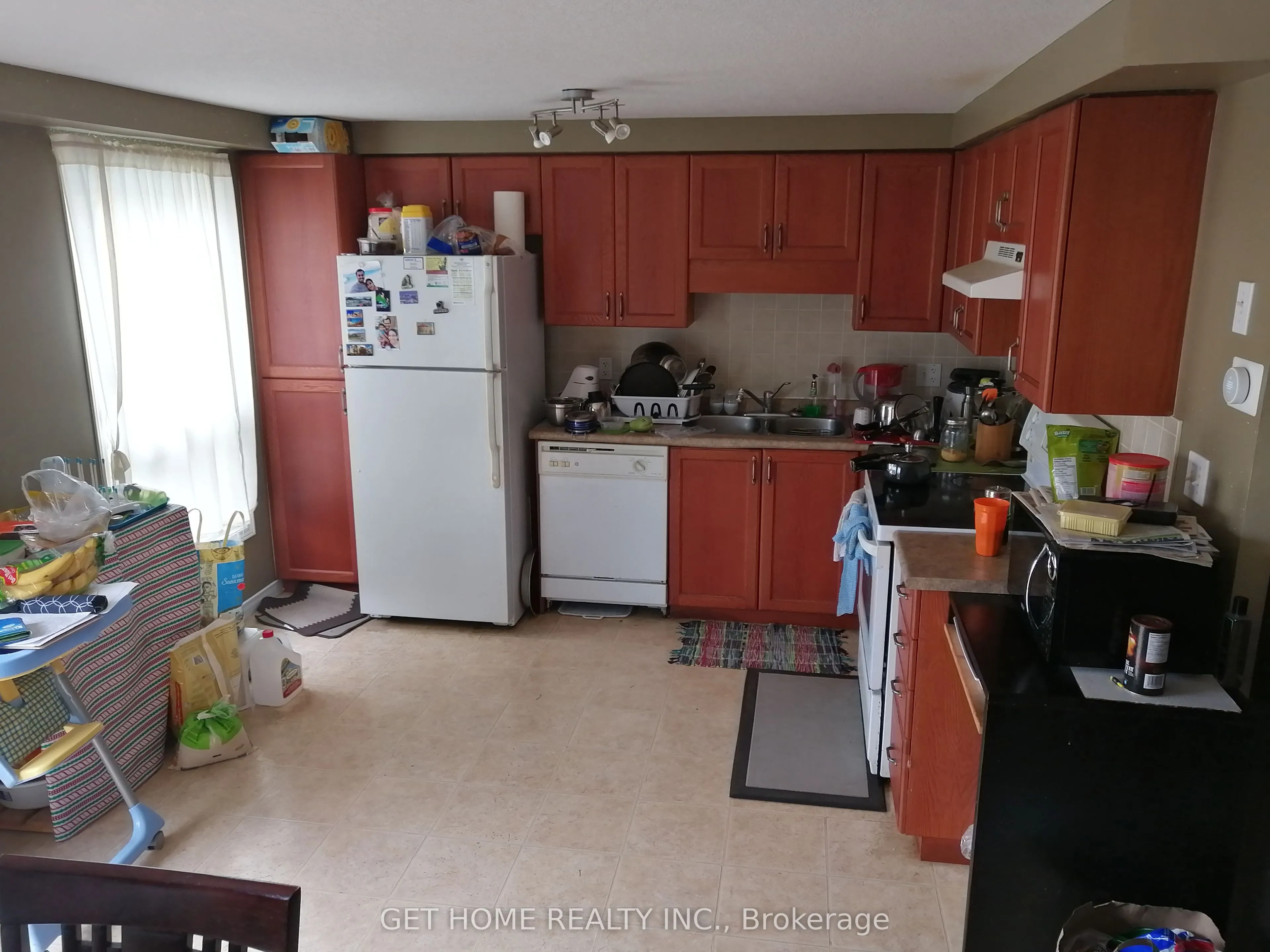 712 Activa Avenue