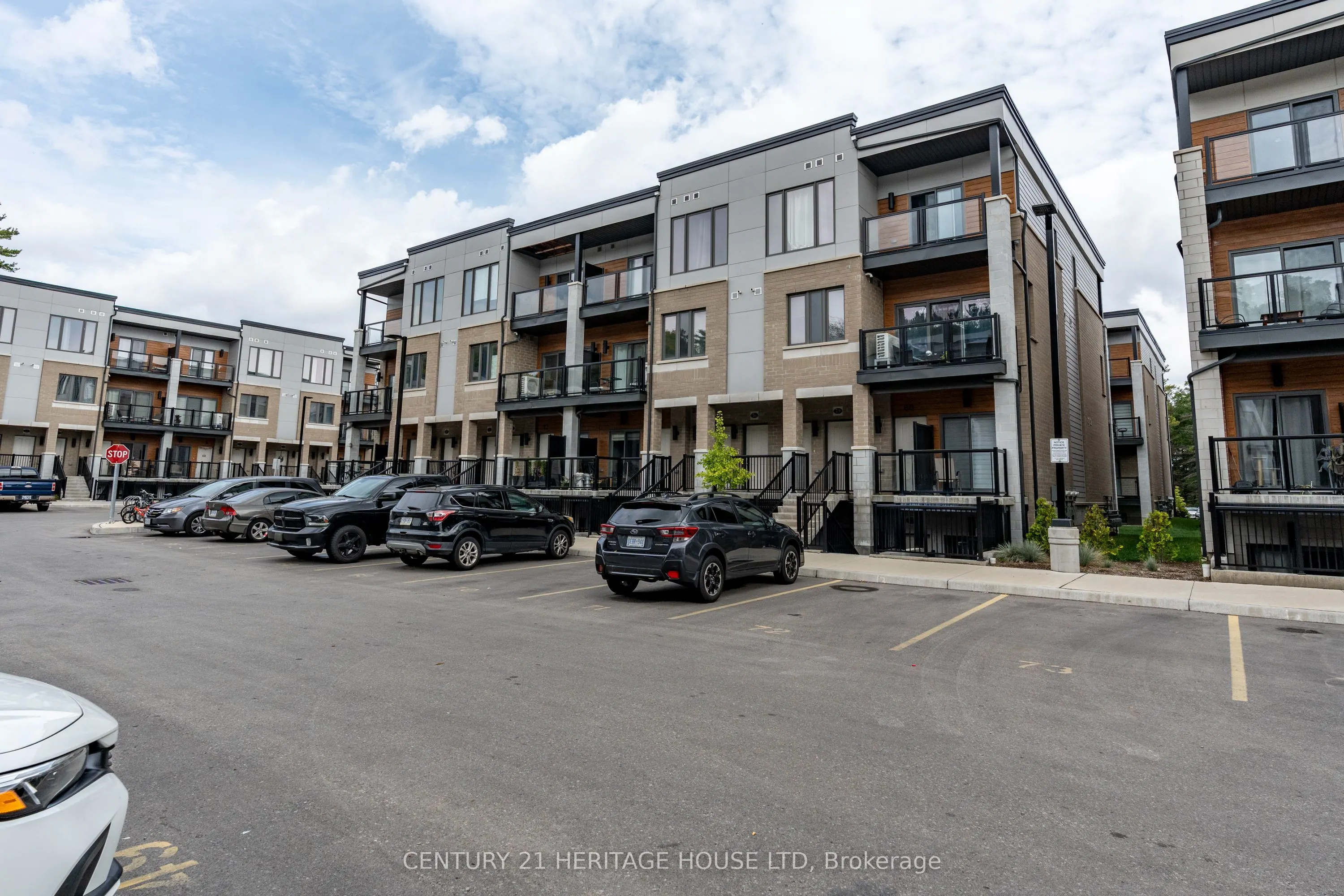 25 Isherwood Avenue, #77