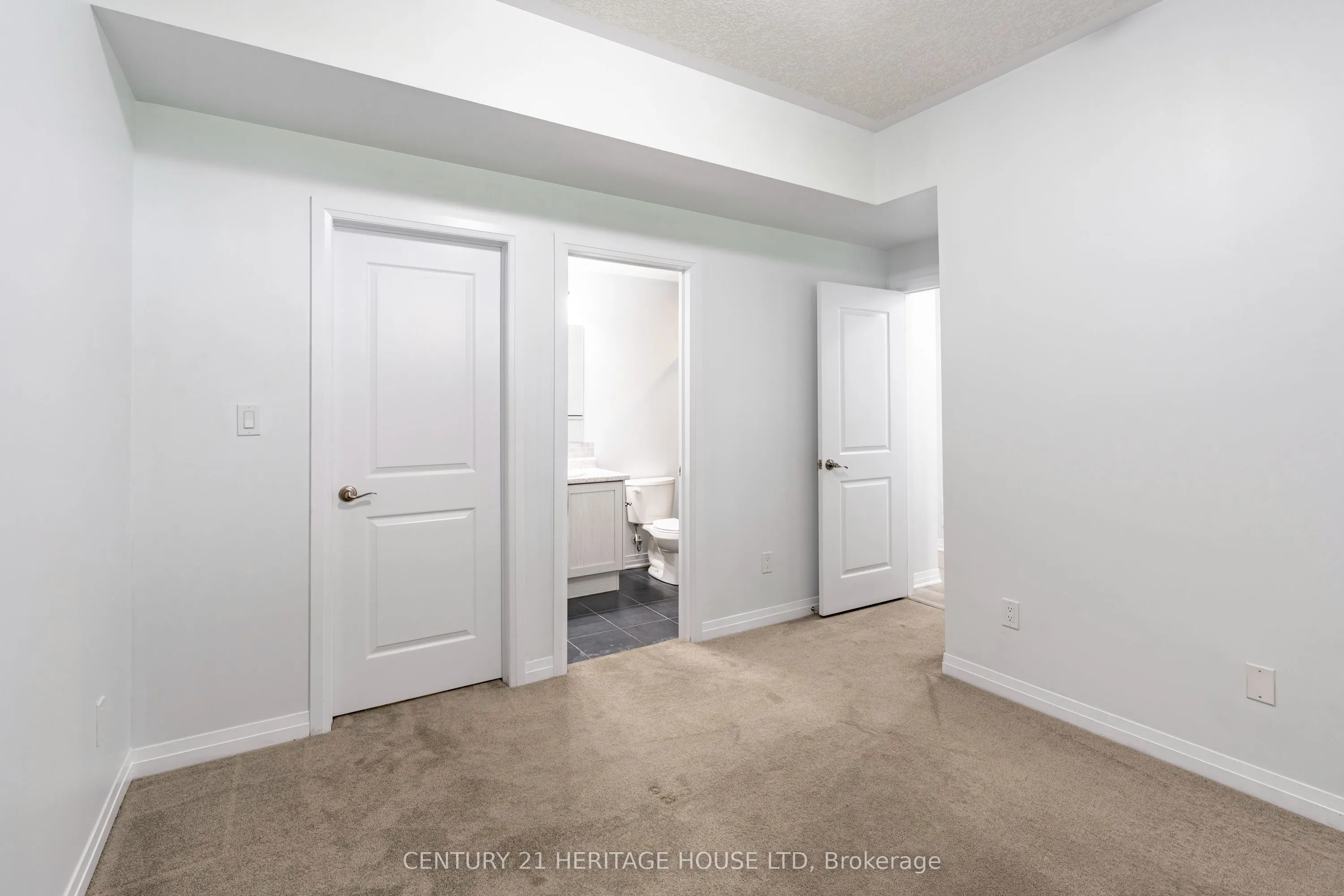 25 Isherwood Avenue, #77