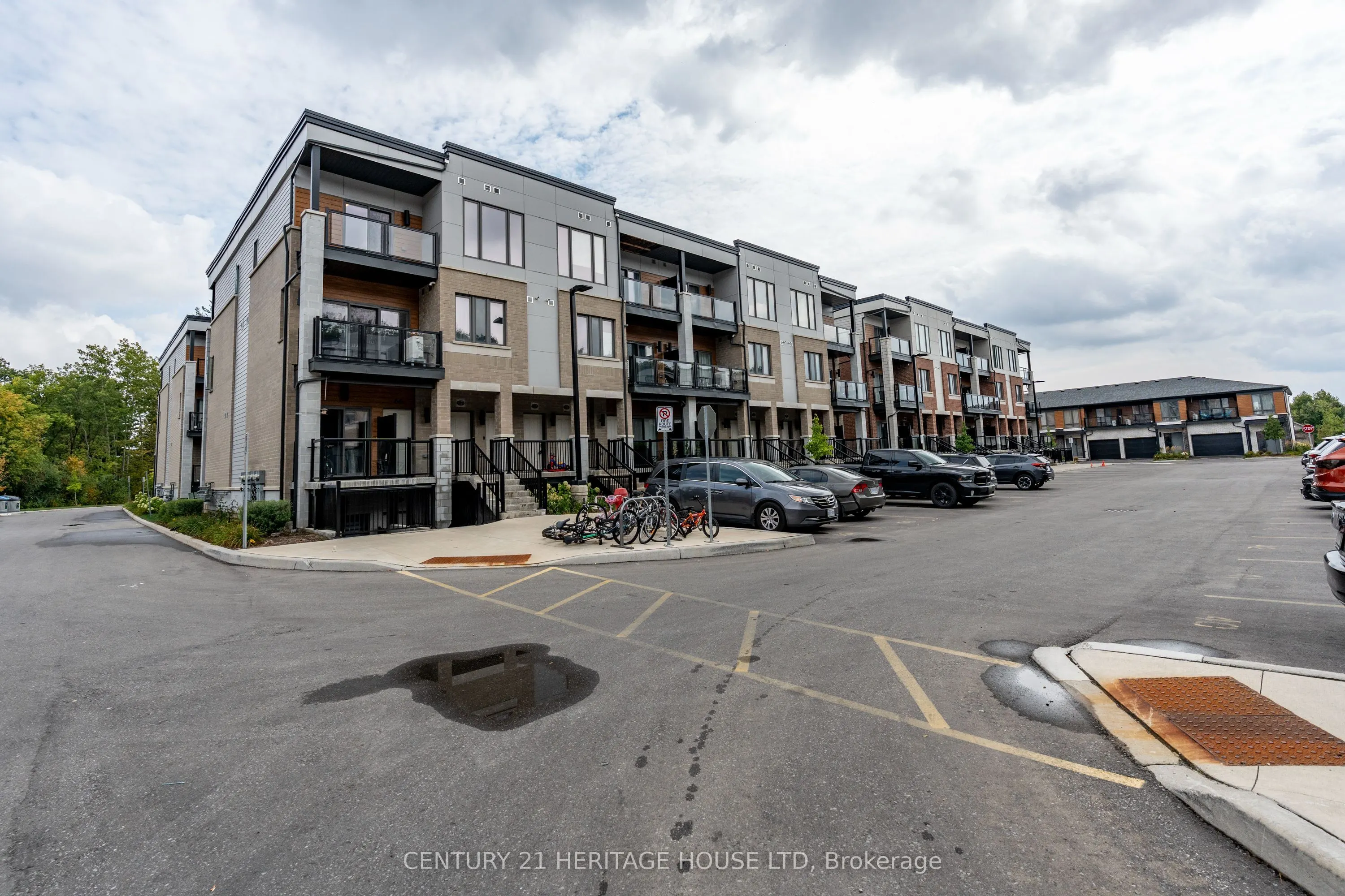 25 Isherwood Avenue, #77