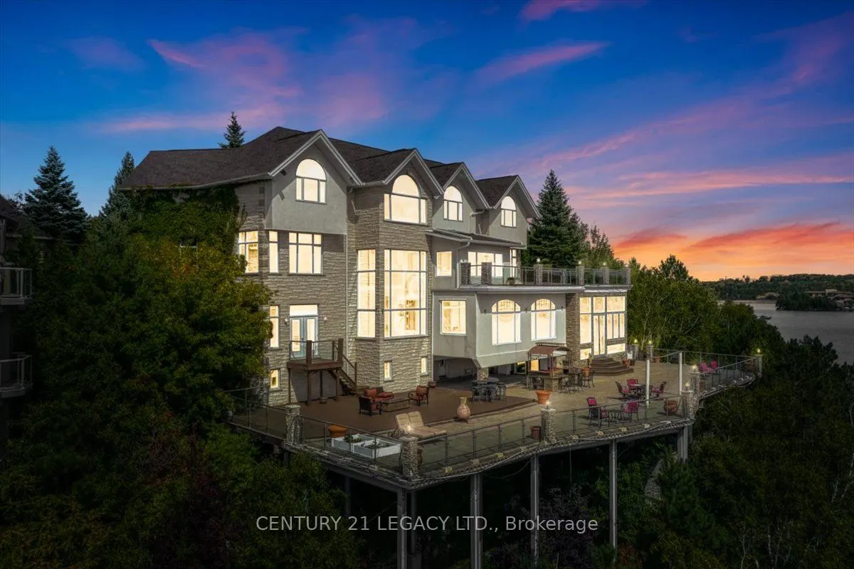 376 Maki Avenue