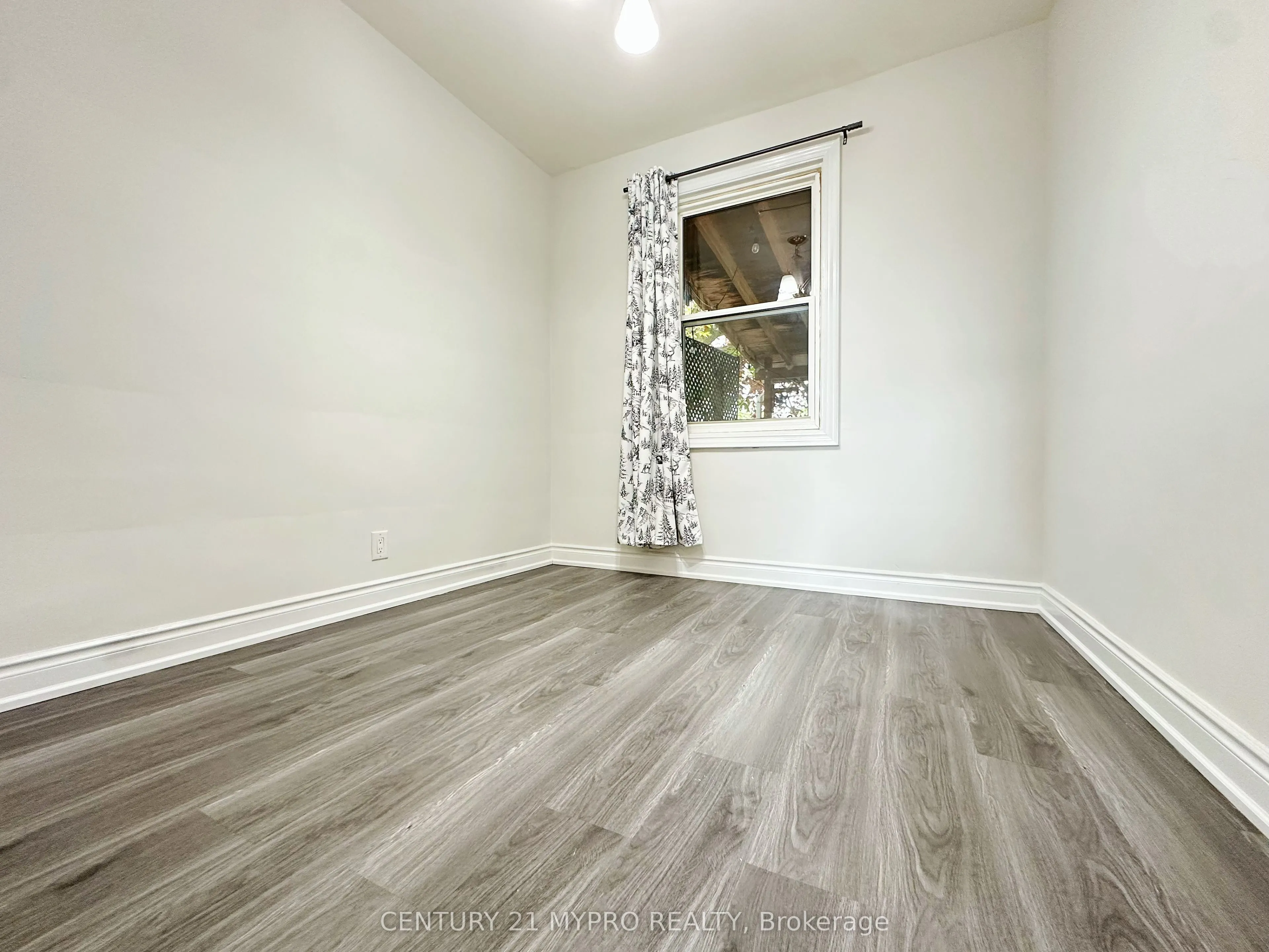 448 Hamilton Street