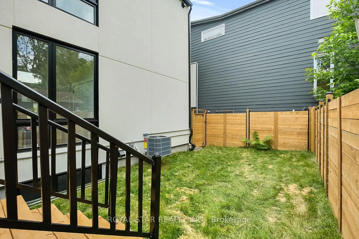 253 duncairn Avenue