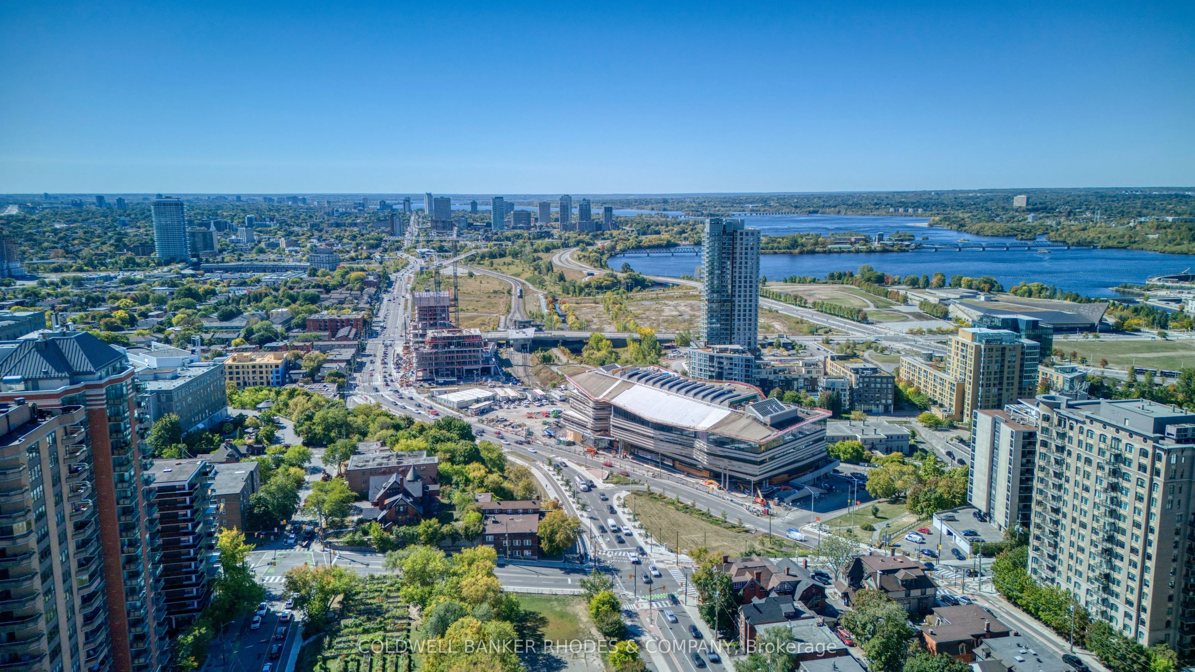 475 Laurier Avenue W, #301