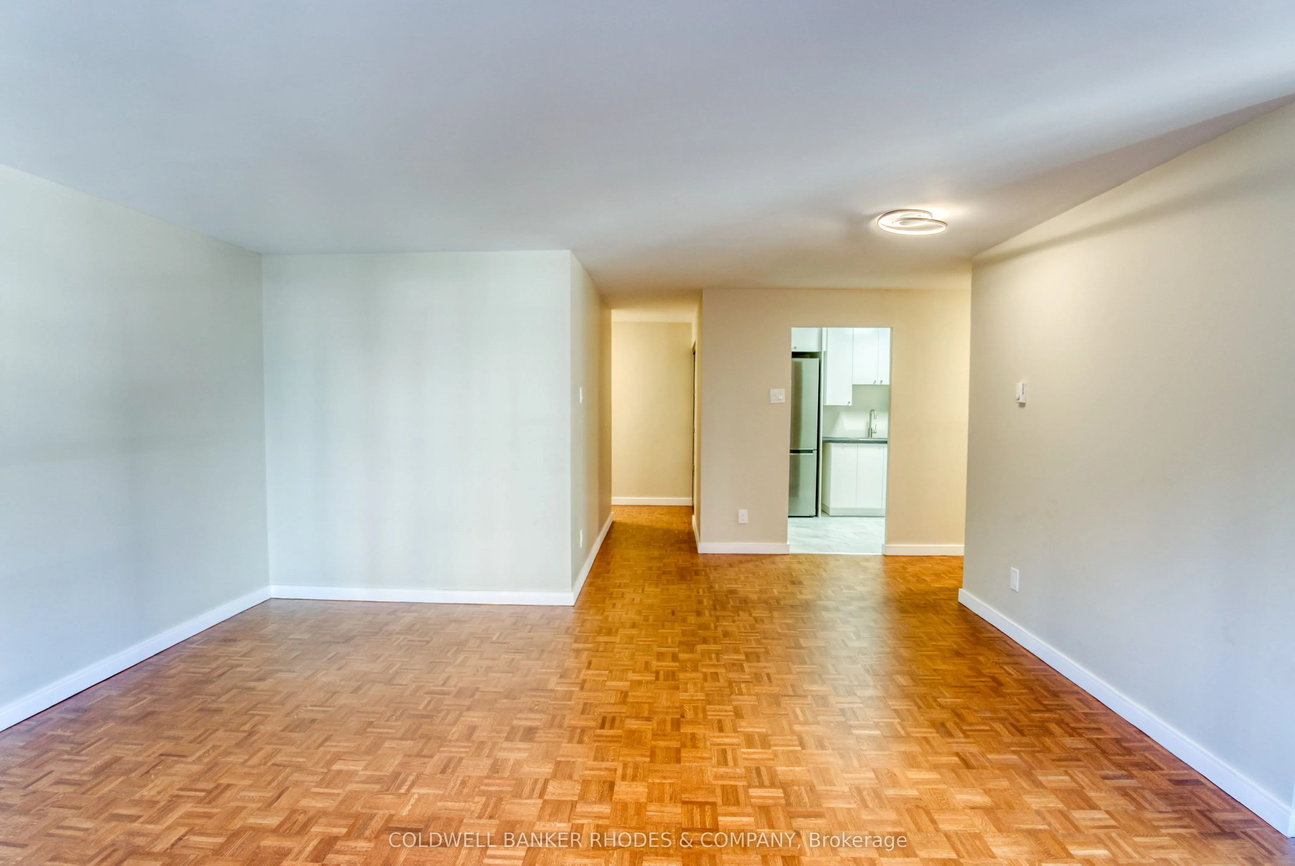475 Laurier Avenue W, #301