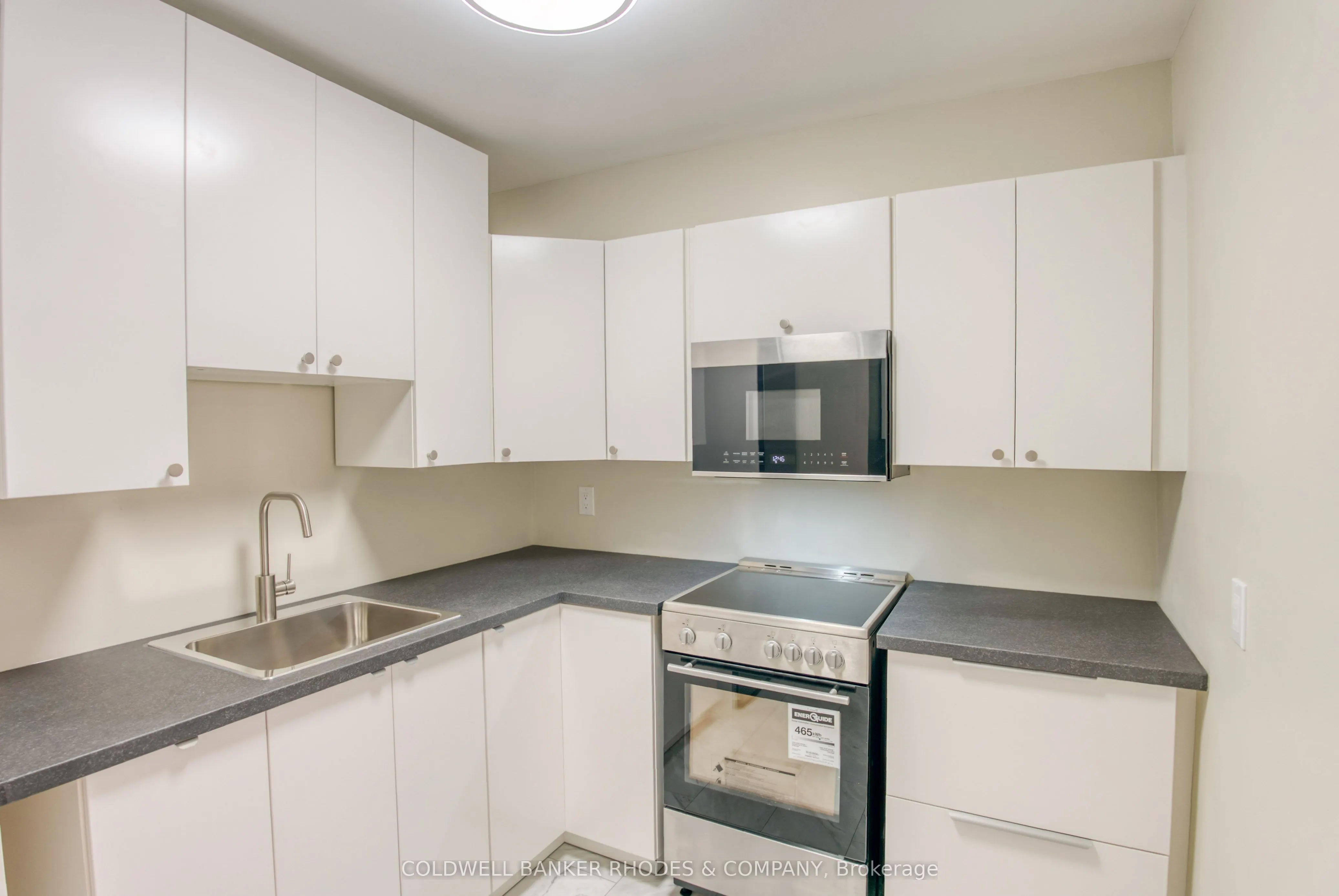 475 Laurier Avenue W, #301
