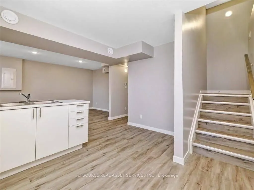 101 Main Street E, #B