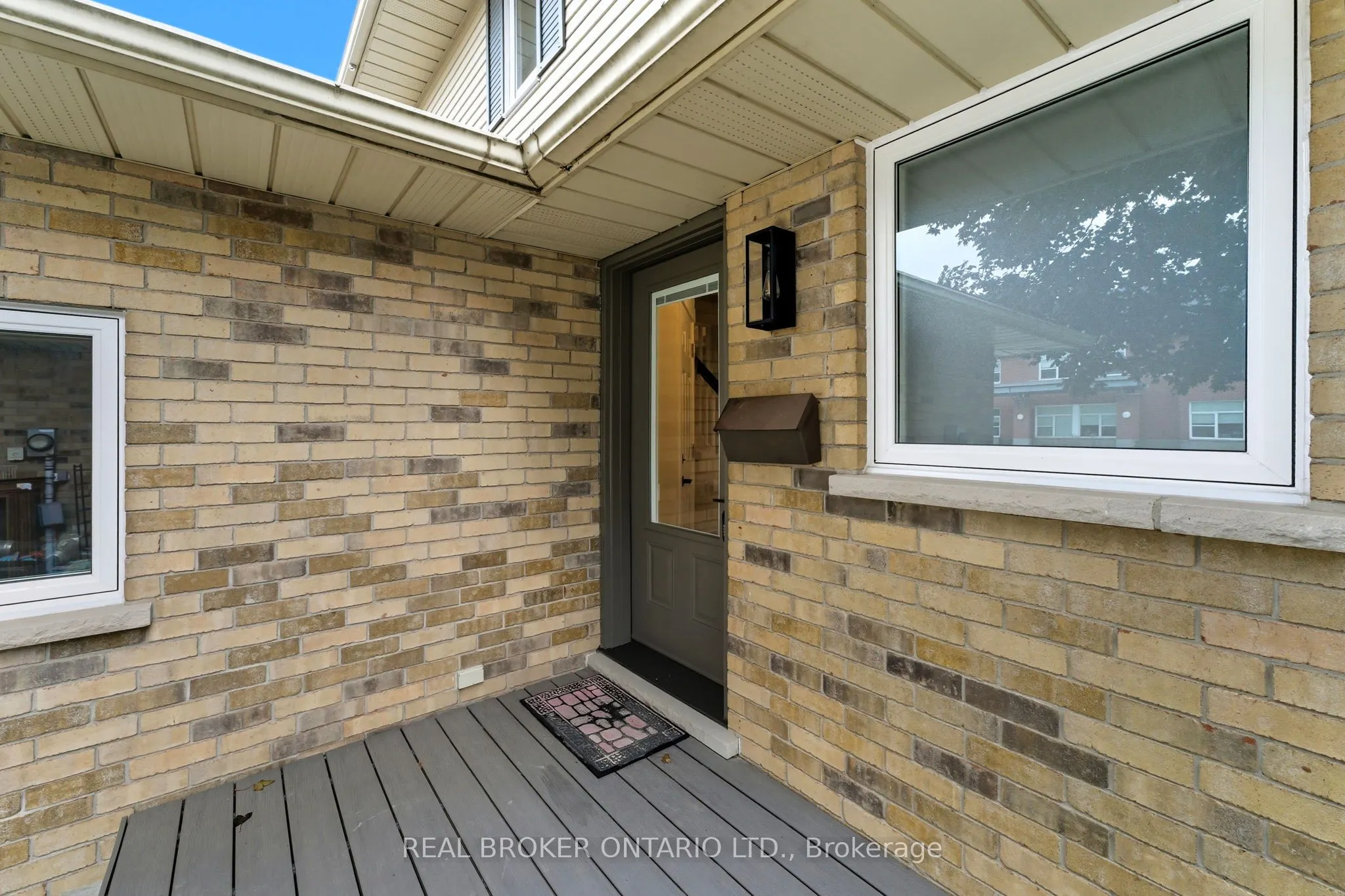 5 Snyder Avenue N