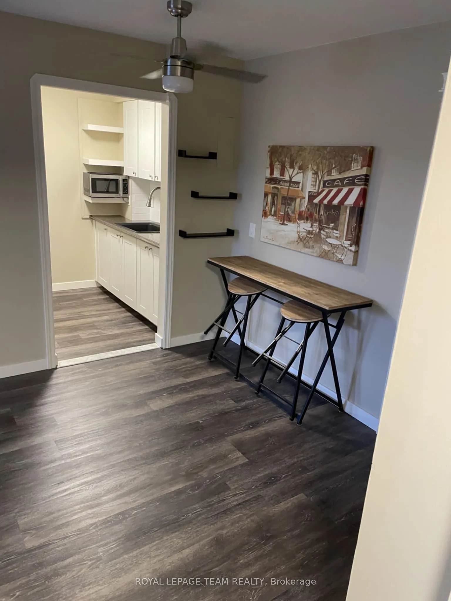 810 Kyle Court, #304